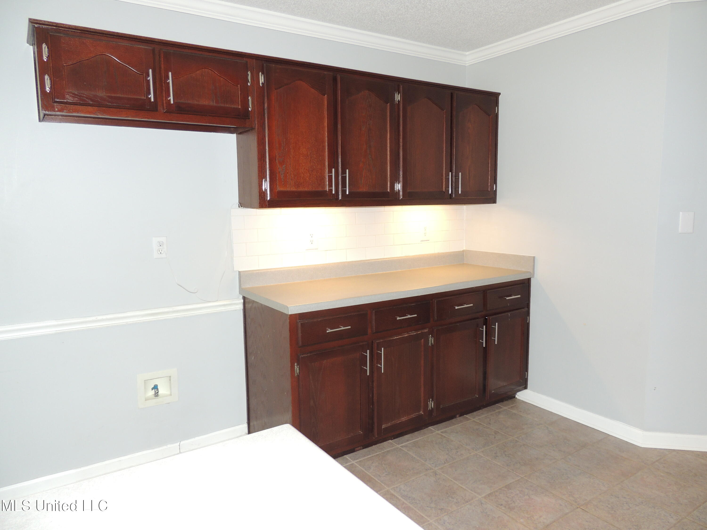 400 S Timber Way Property Photo 11