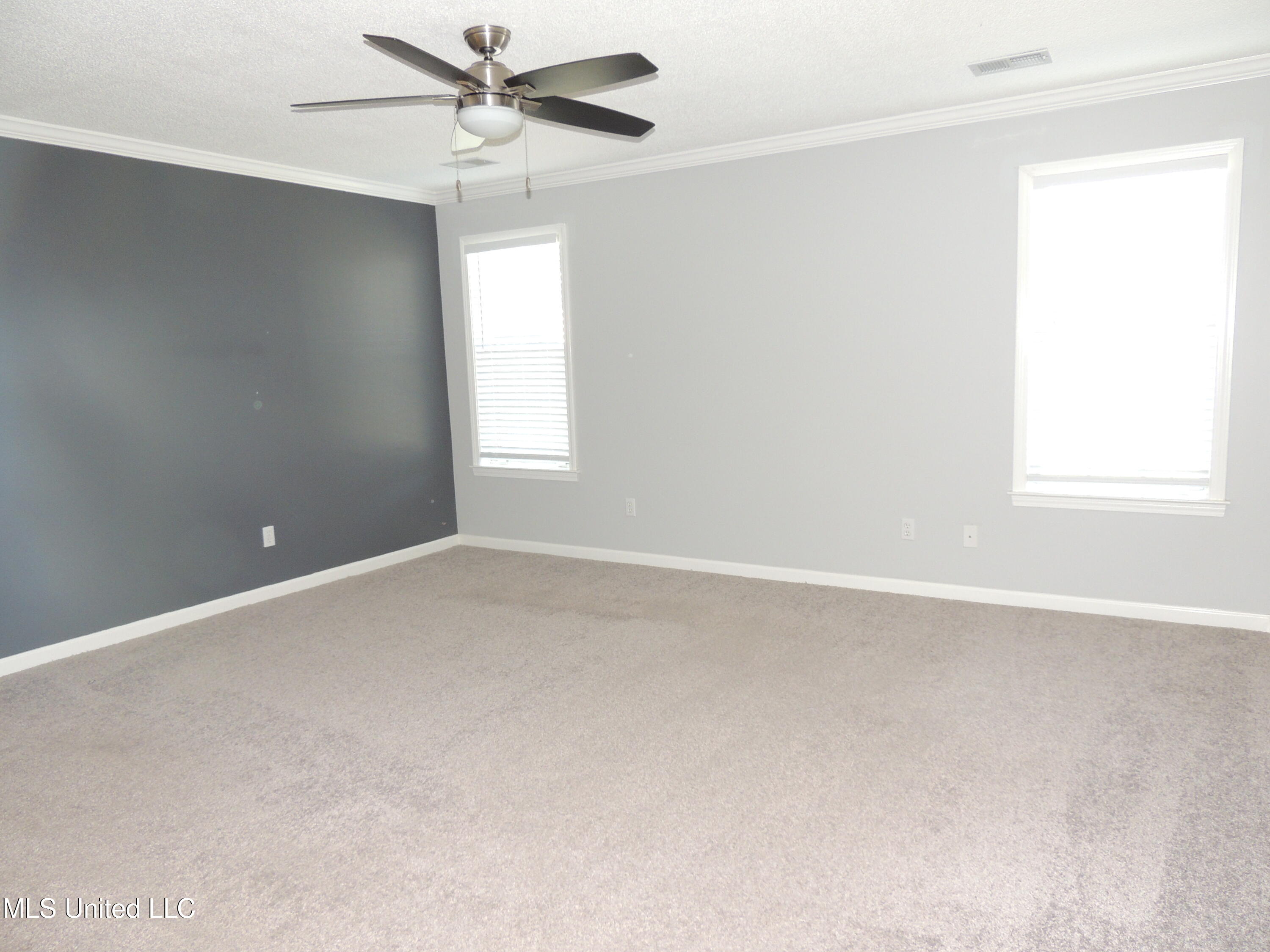 400 S Timber Way Property Photo 17