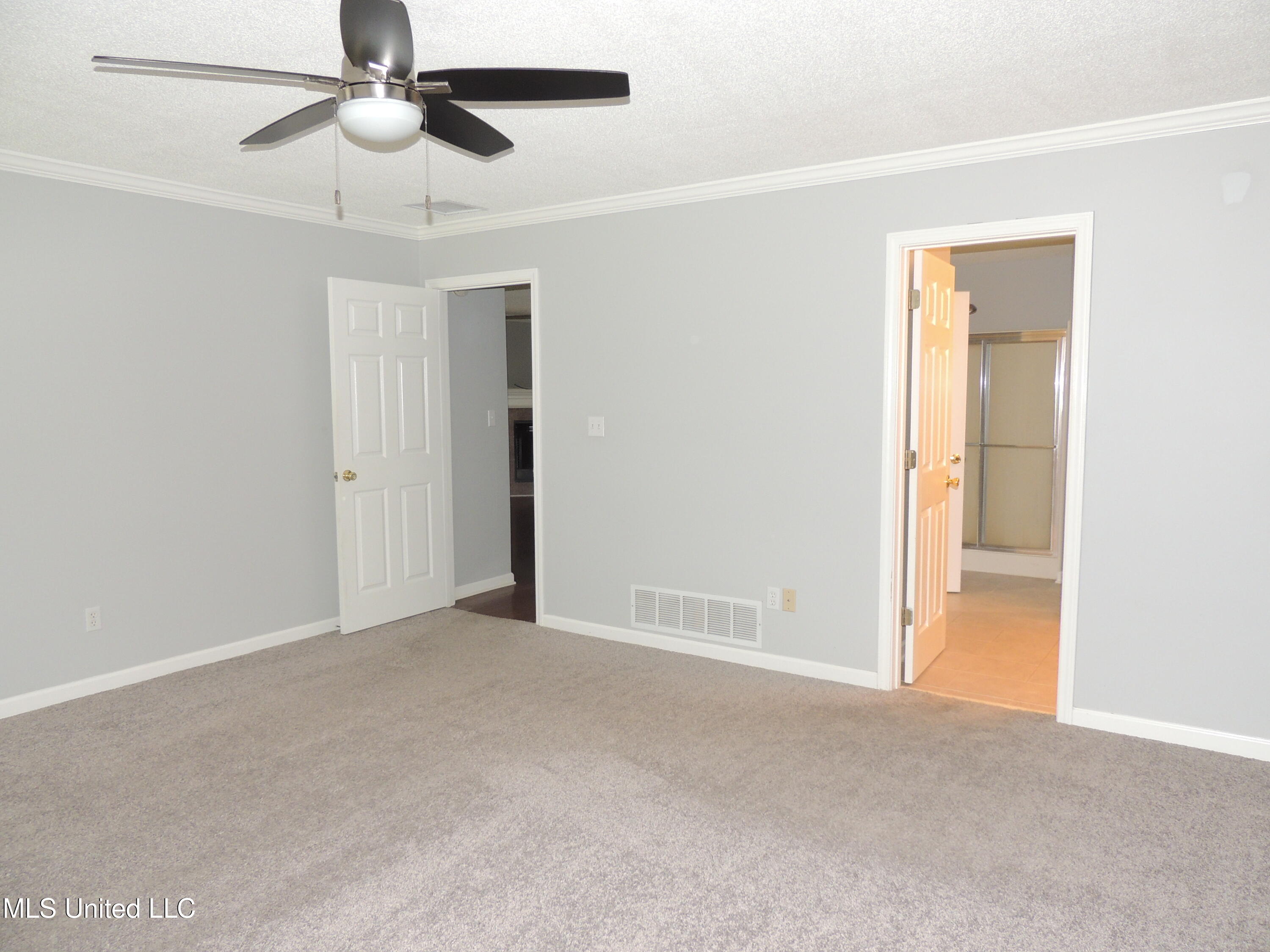 400 S Timber Way Property Photo 19