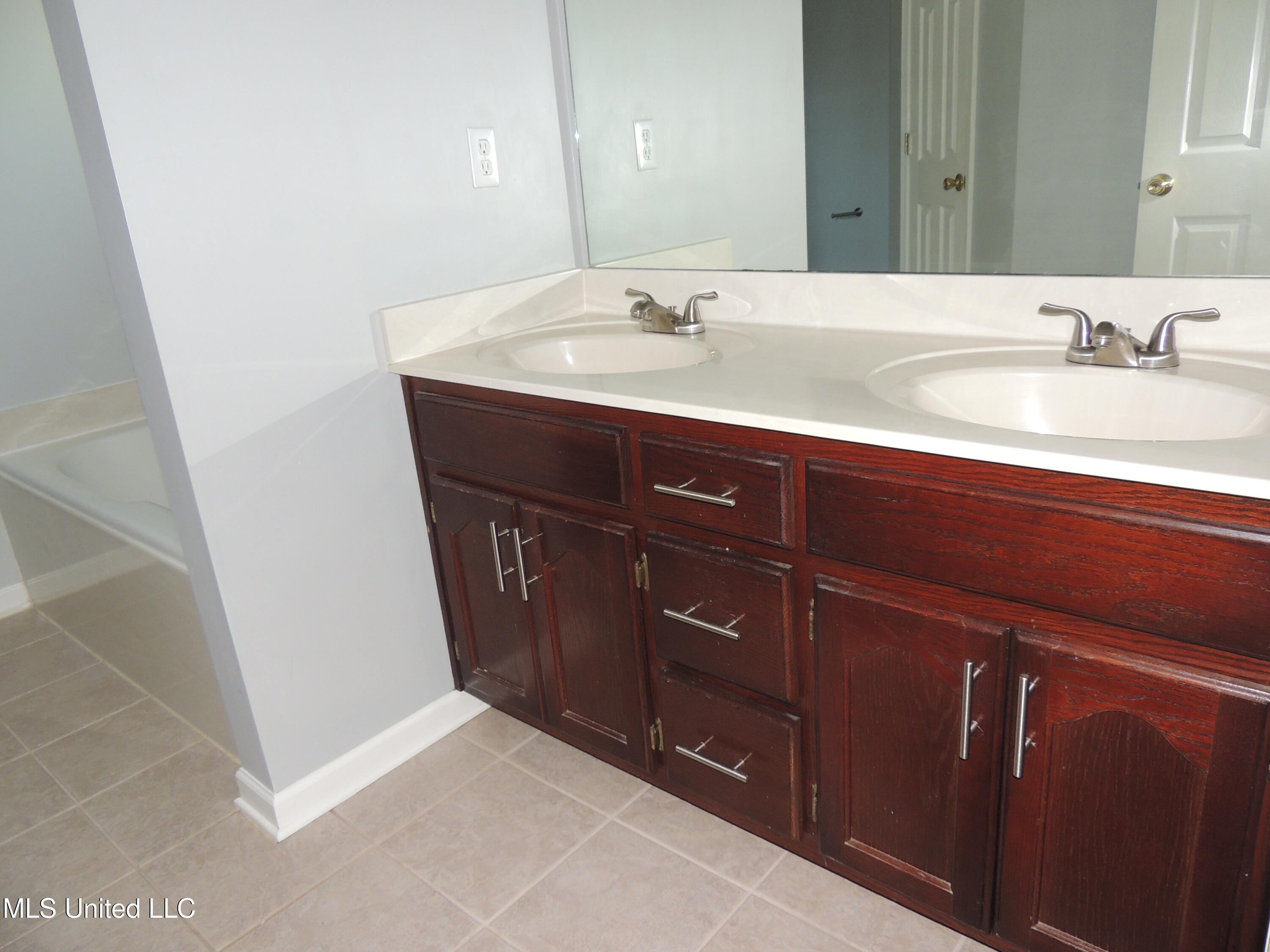 400 S Timber Way Property Photo 25