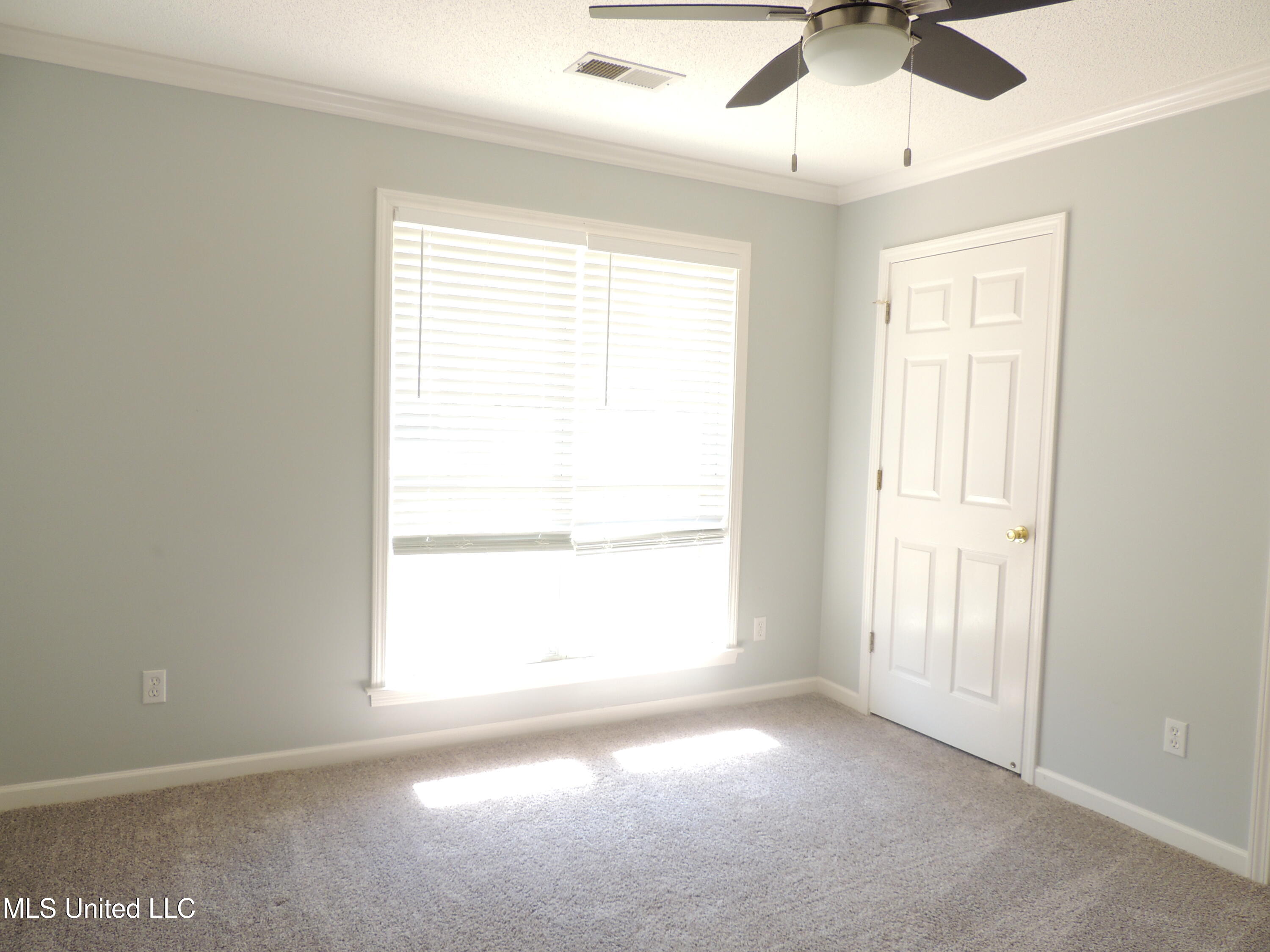 400 S Timber Way Property Photo 28