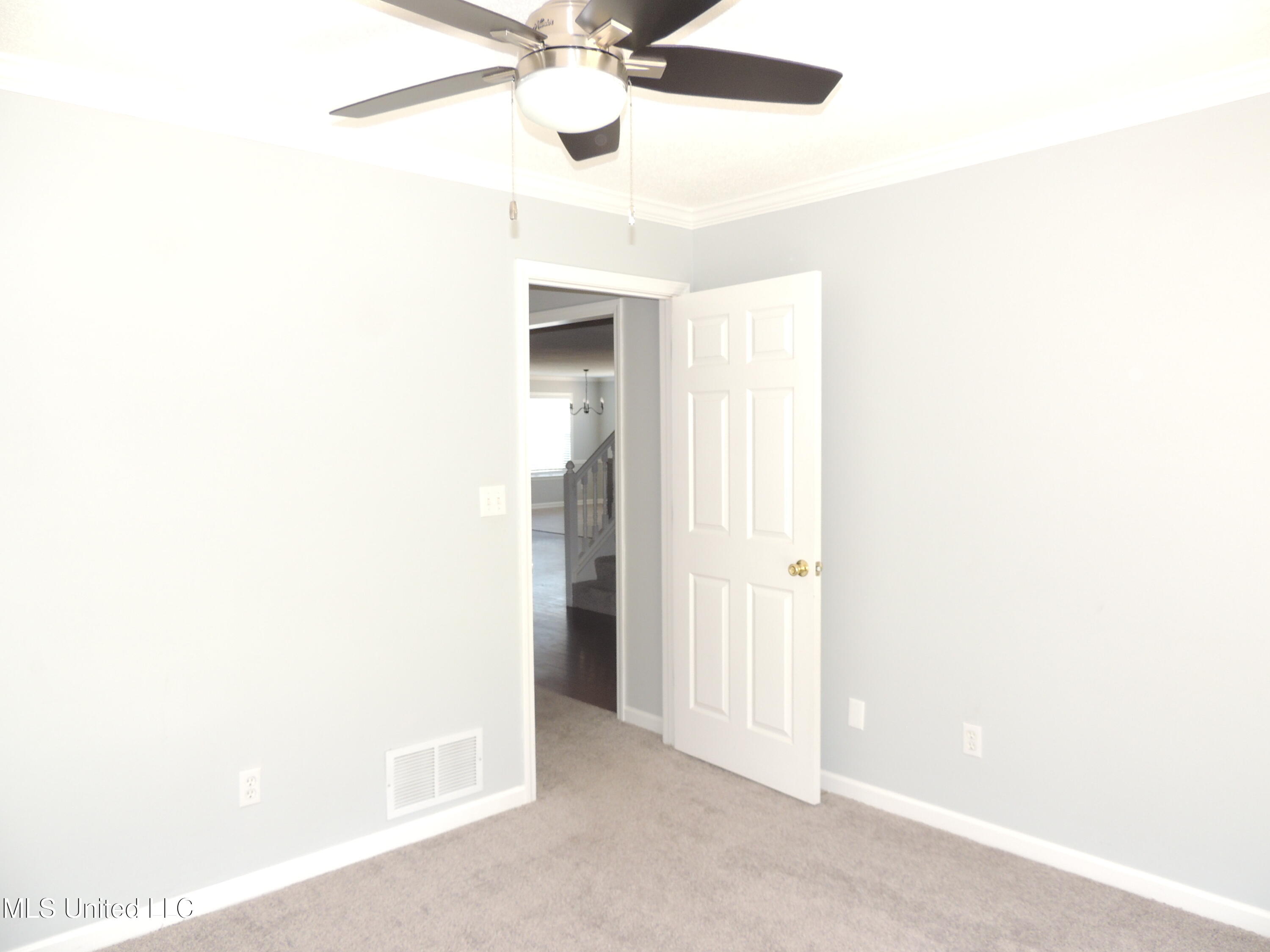 400 S Timber Way Property Photo 31