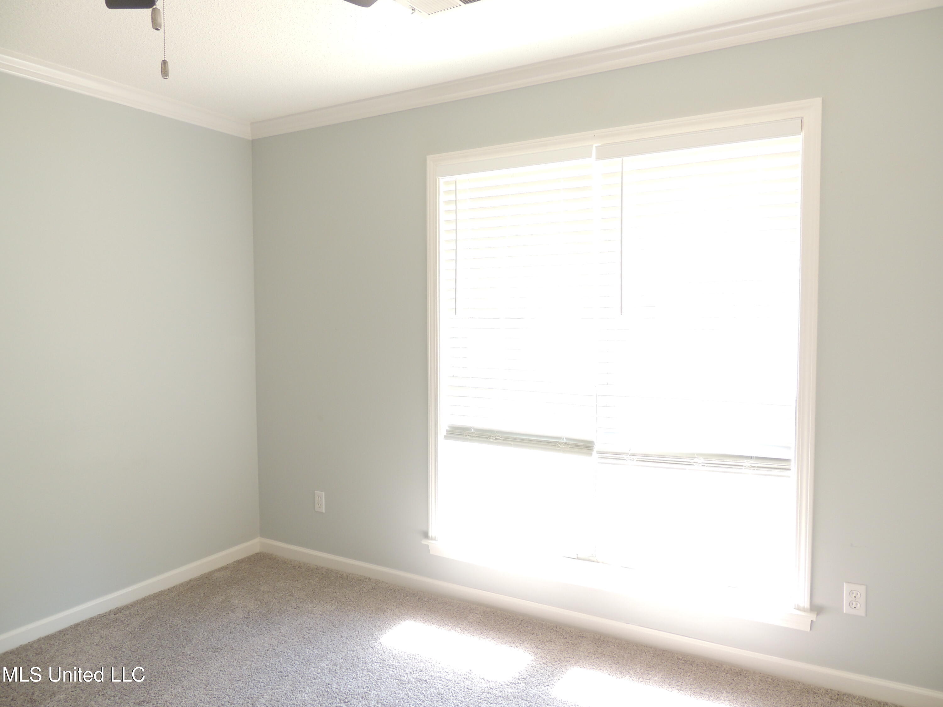 400 S Timber Way Property Photo 32