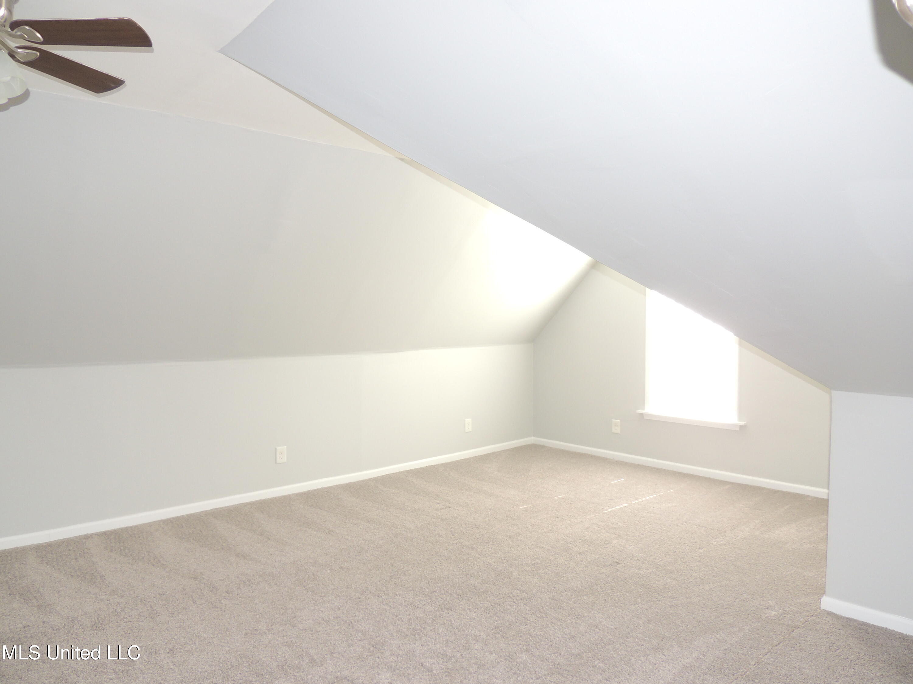 400 S Timber Way Property Photo 33