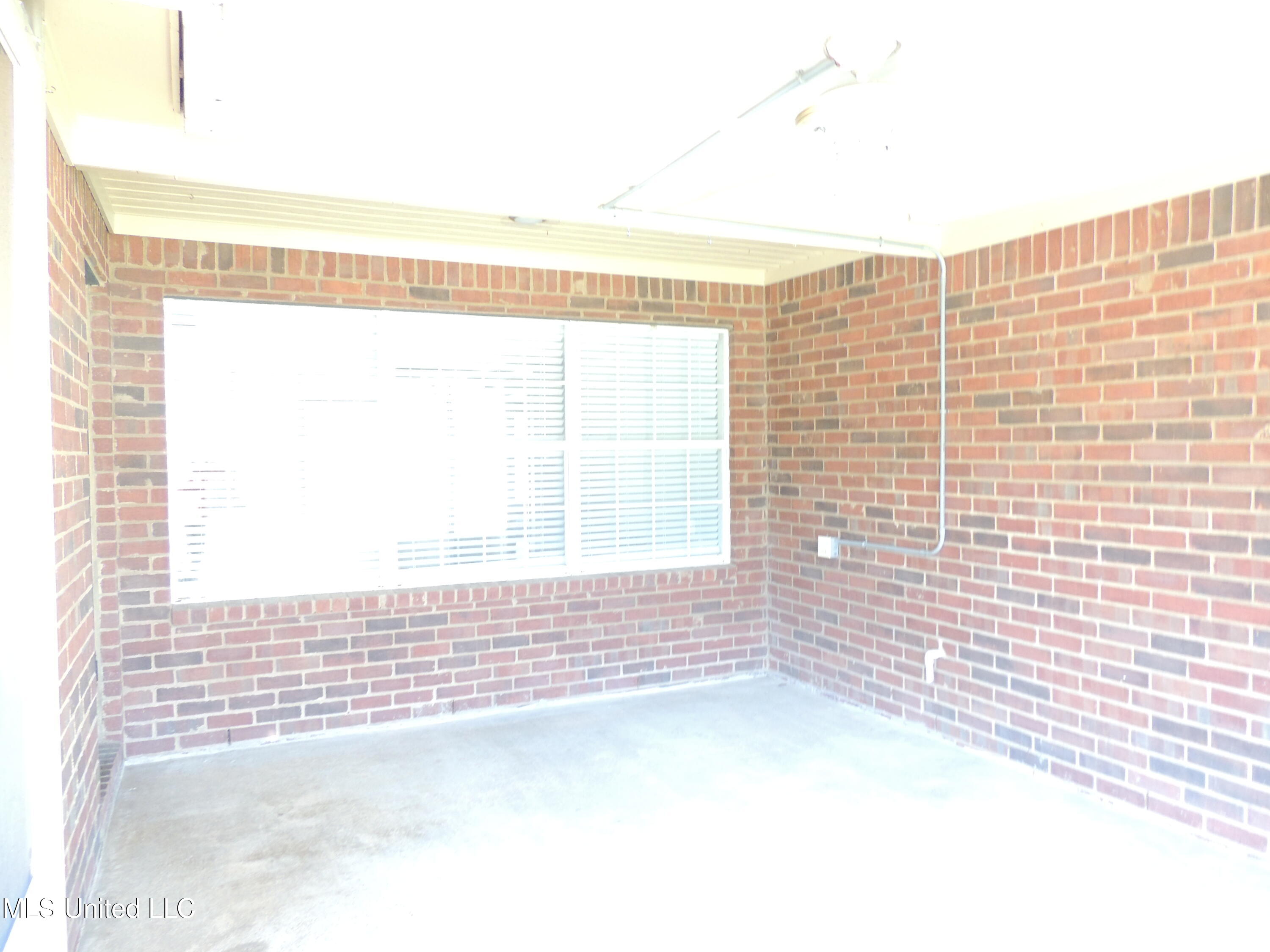 400 S Timber Way Property Photo 37