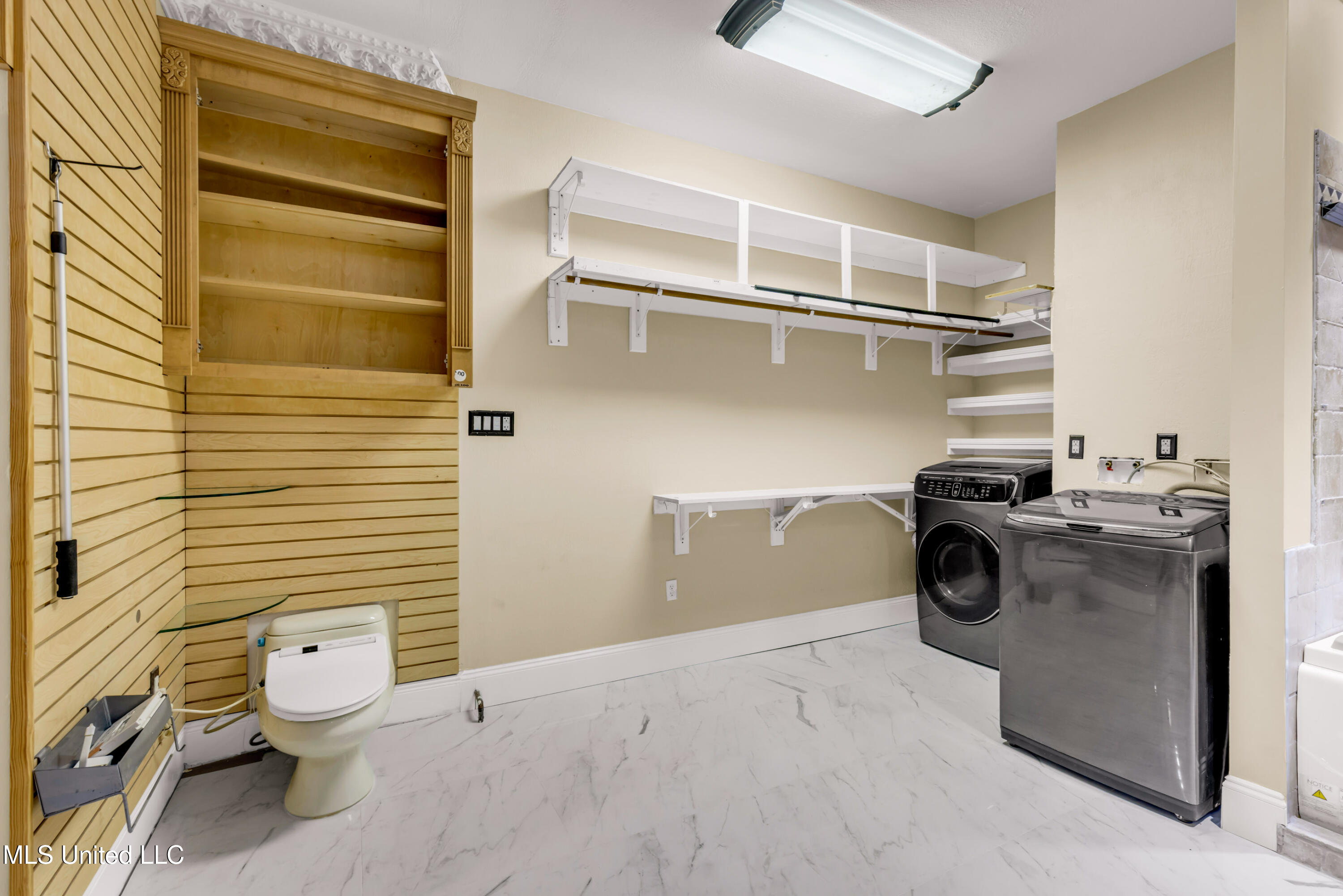 4640 W Beach Boulevard Property Photo 32