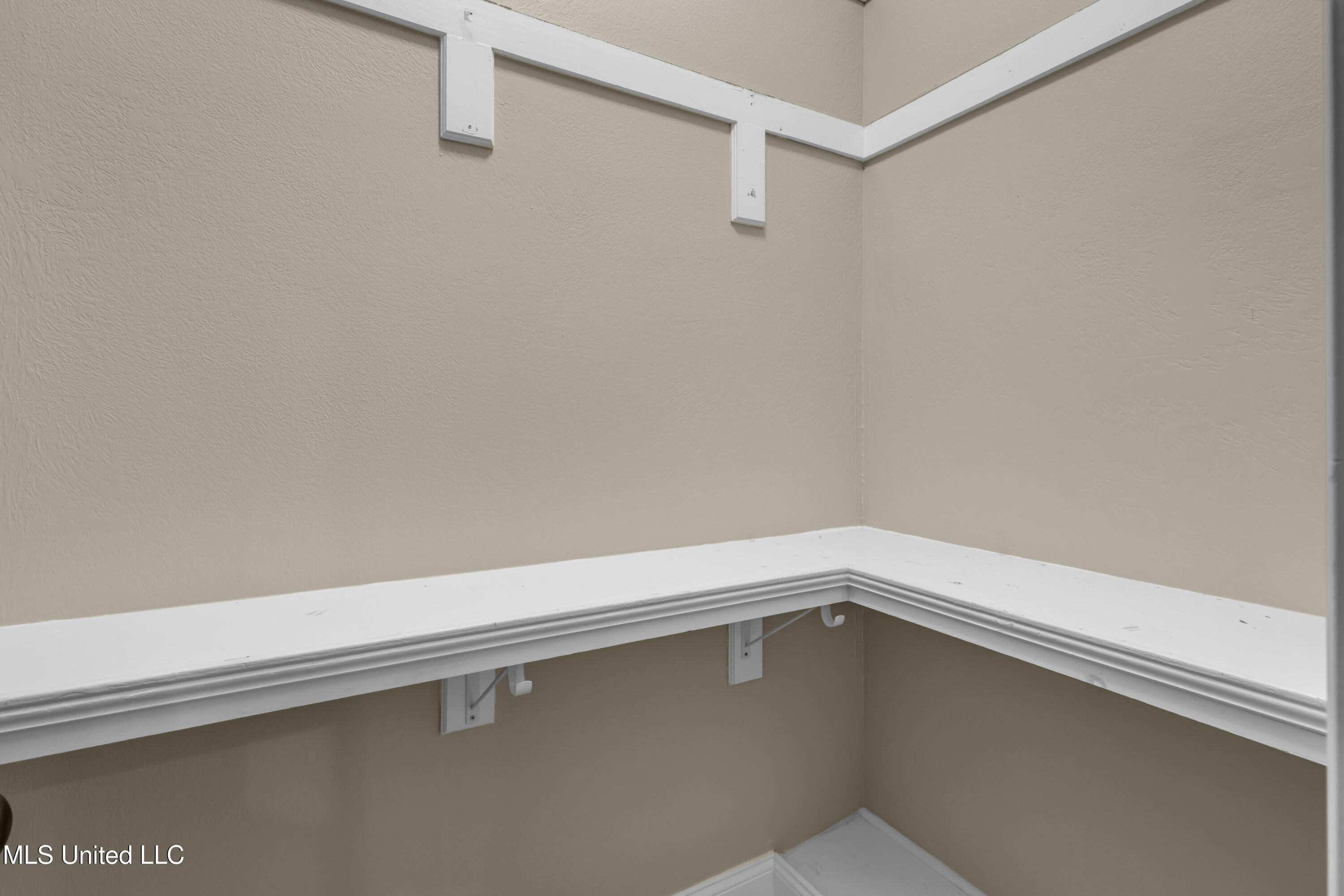 4640 W Beach Boulevard Property Photo 40