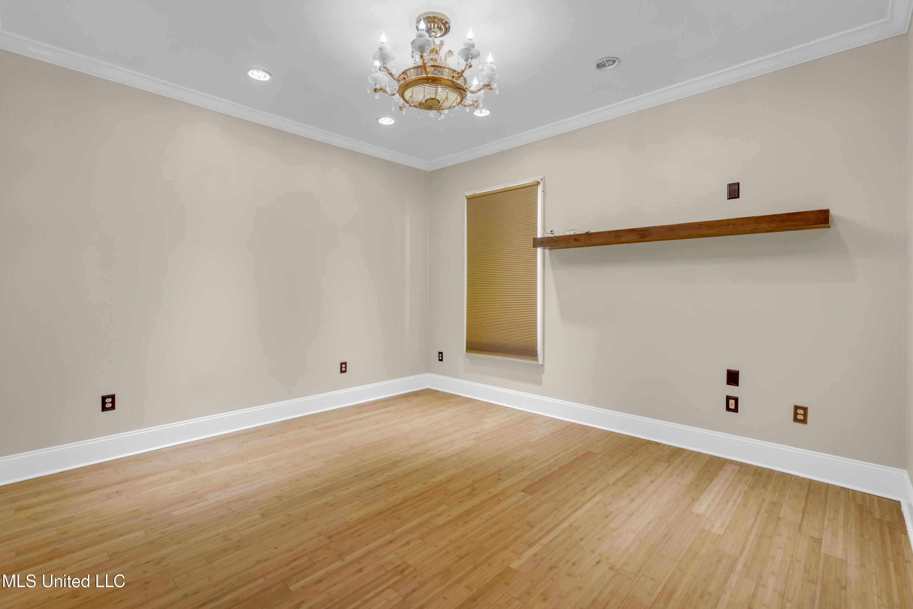 4640 W Beach Boulevard Property Photo 41