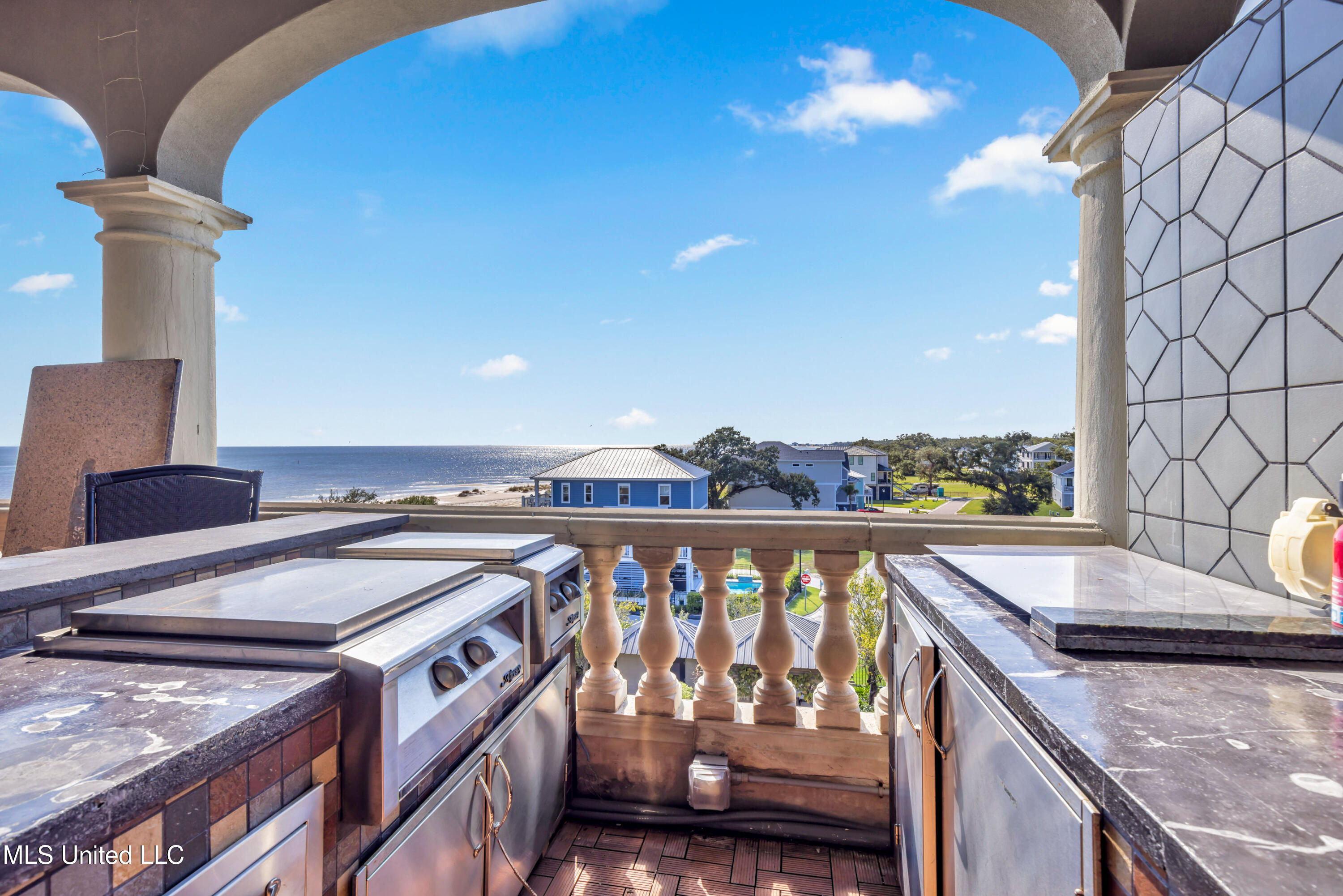 4640 W Beach Boulevard Property Photo 47