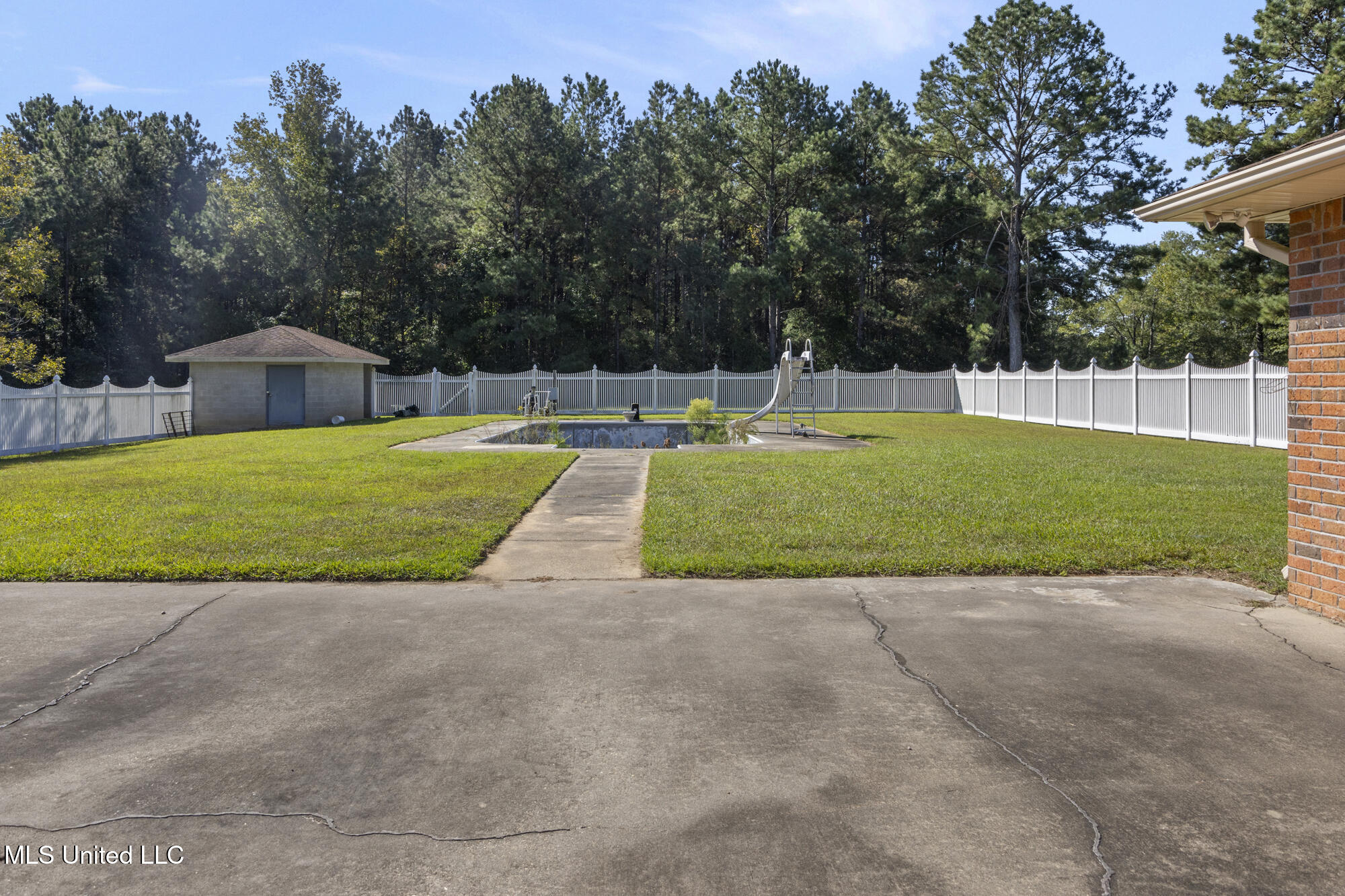 4022 Old Highway 24 Ext Property Photo 17