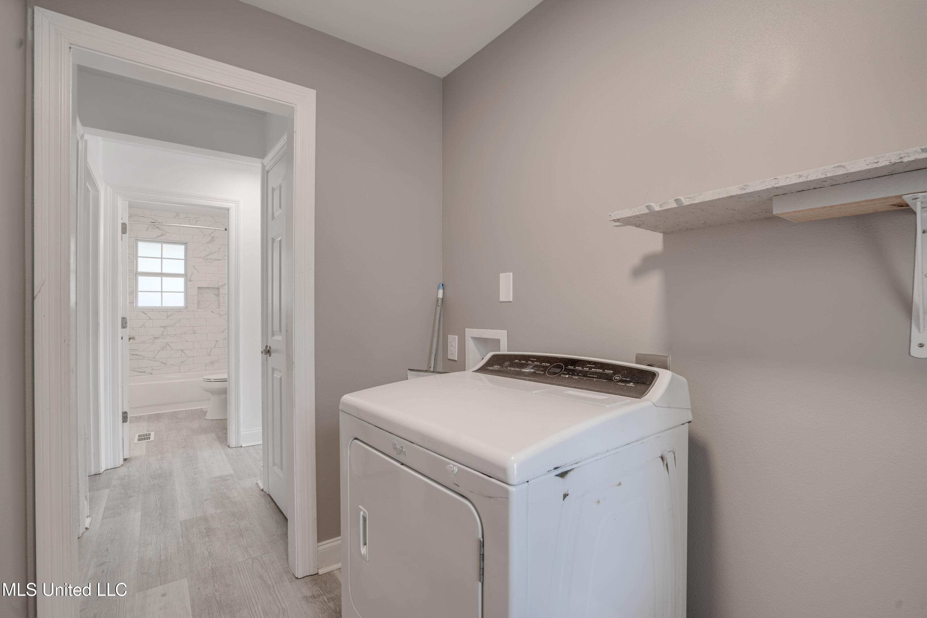 1076-r Lilinoe Way Property Photo 14