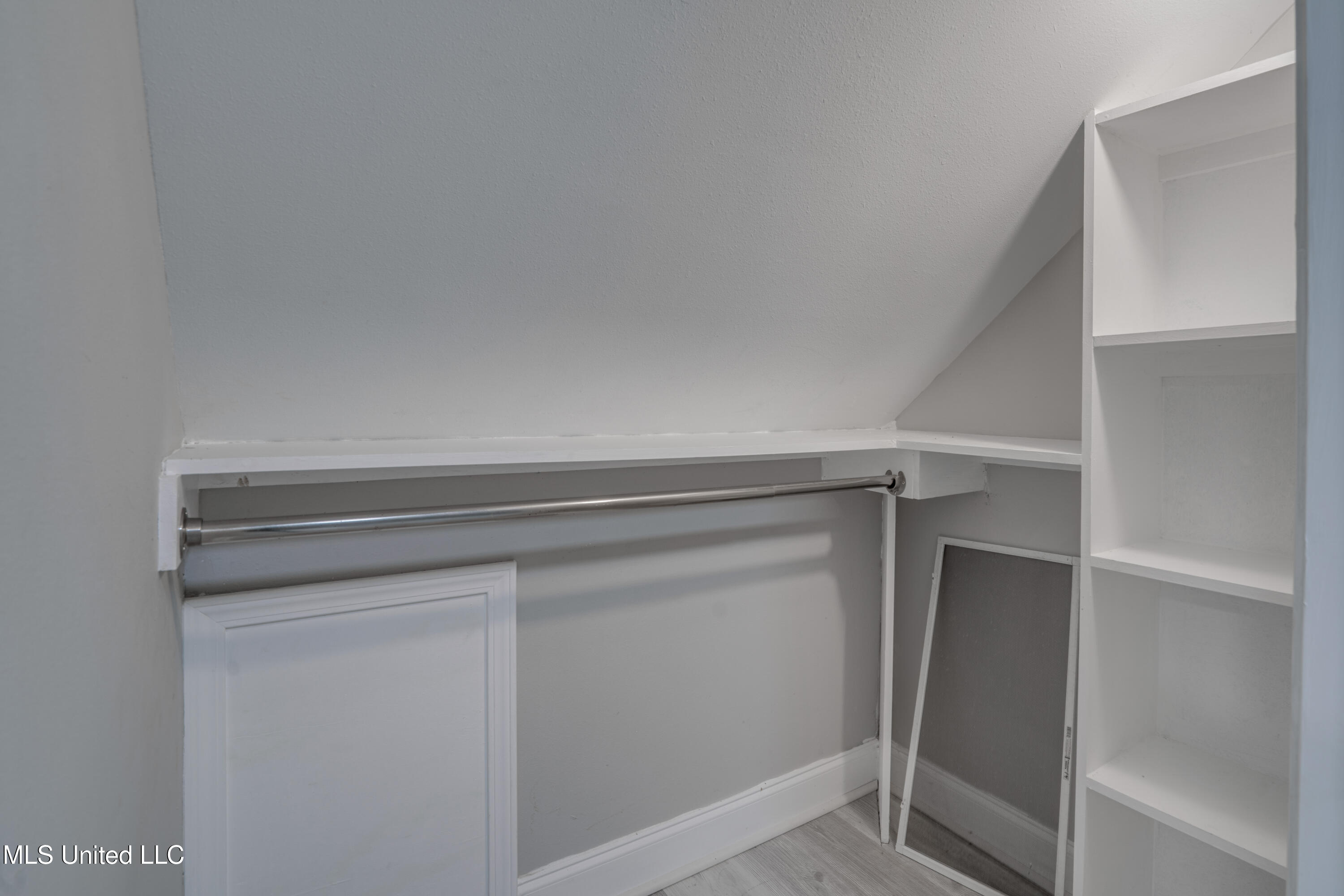 1076-r Lilinoe Way Property Photo 27