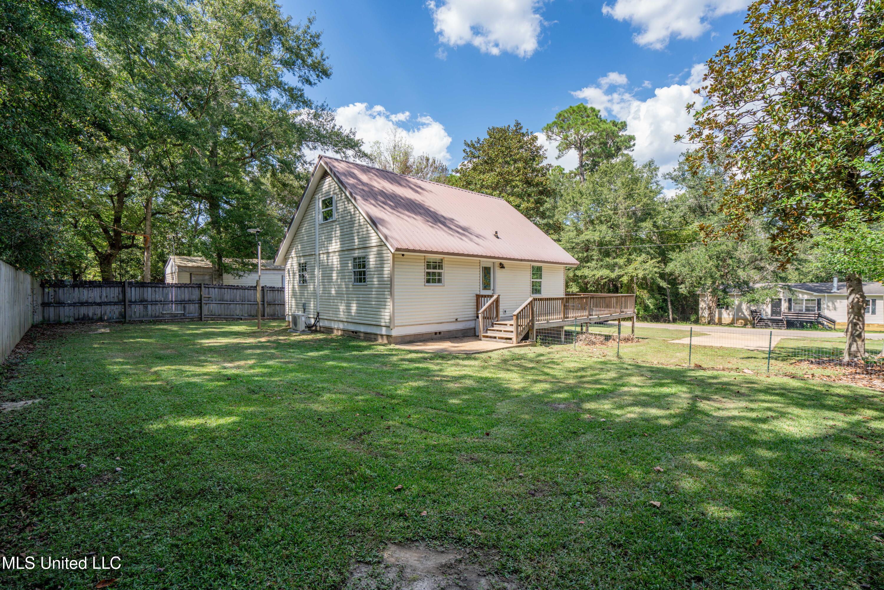 1076-r Lilinoe Way Property Photo 29