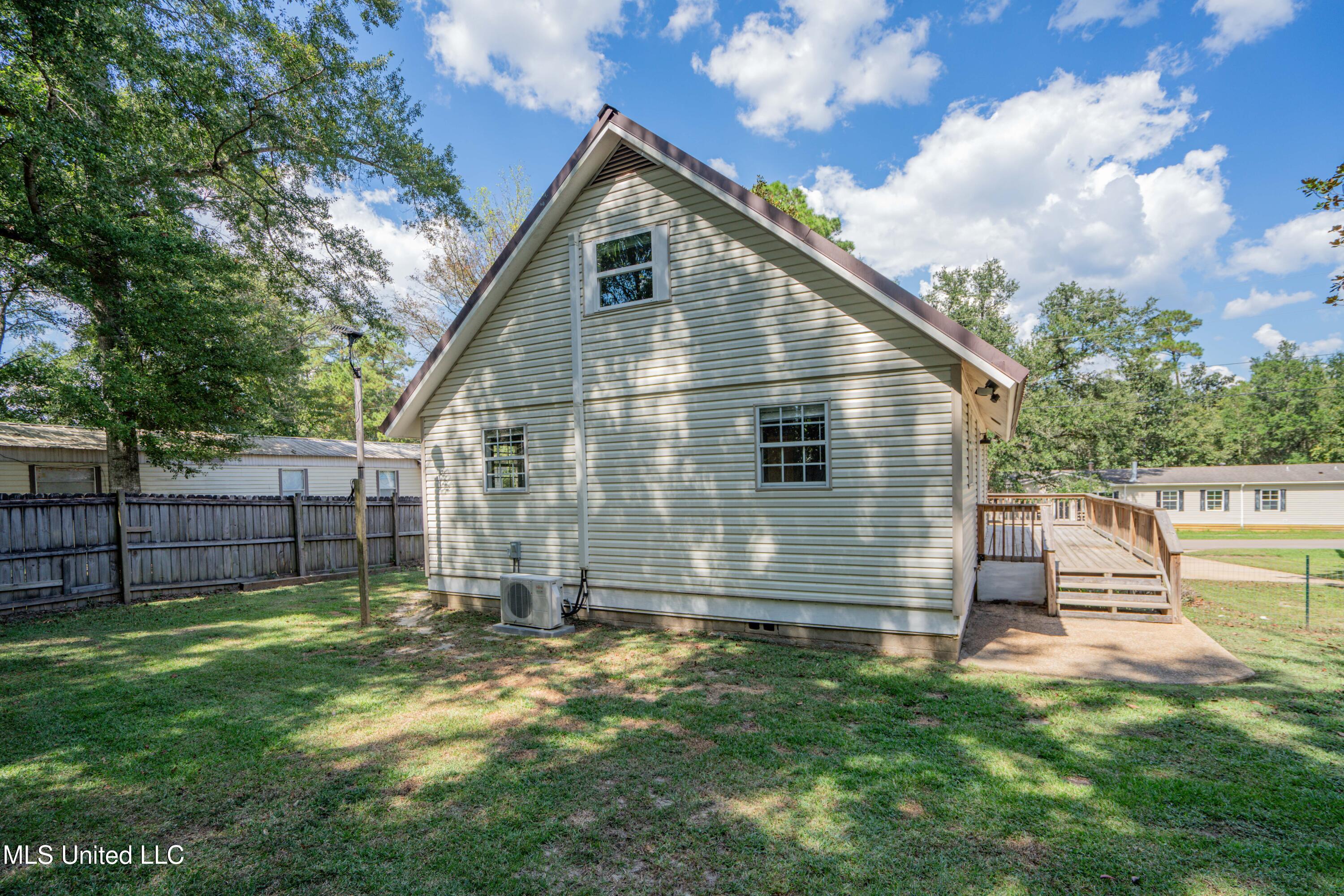 1076-r Lilinoe Way Property Photo 30