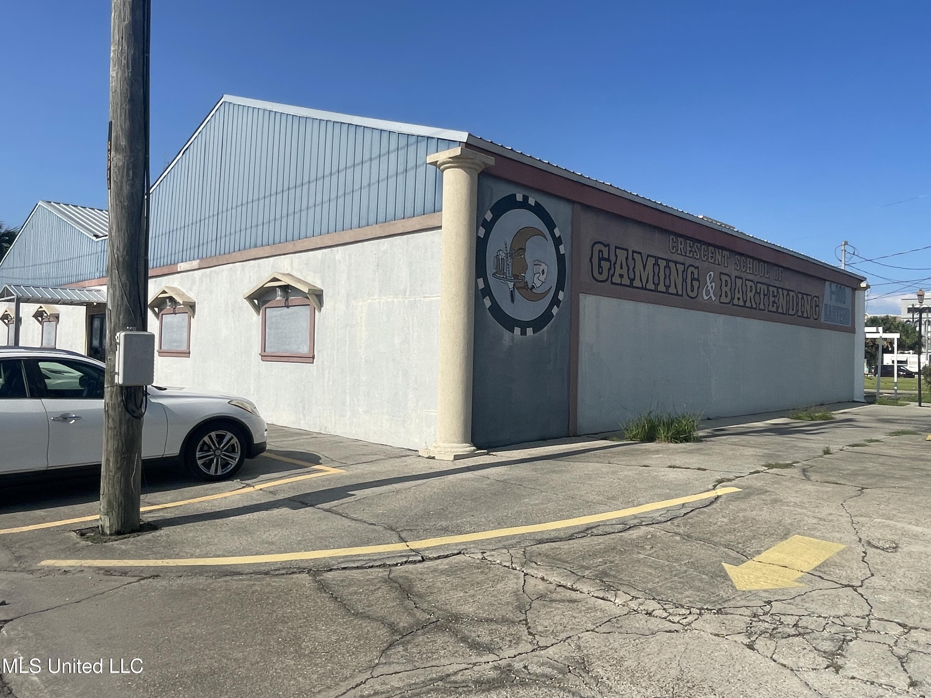 1306 29th Avenue Property Photo 2