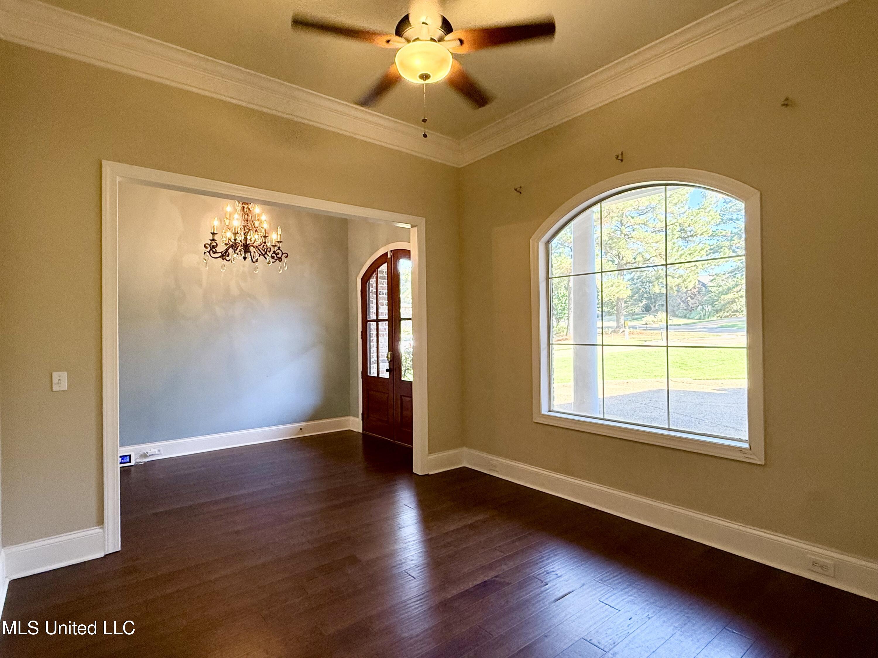 493 Annandale Parkway Property Photo 7