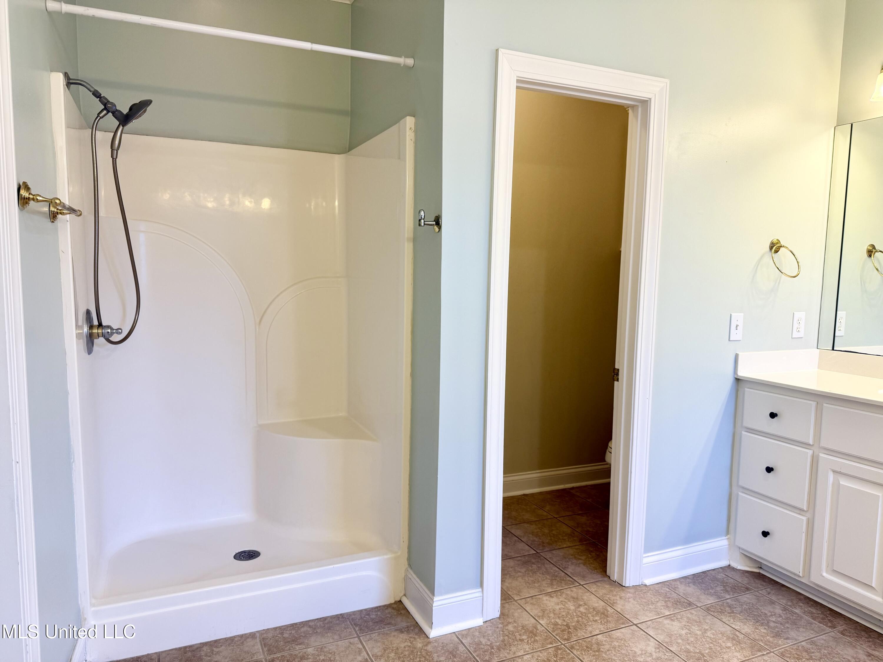 493 Annandale Parkway Property Photo 21