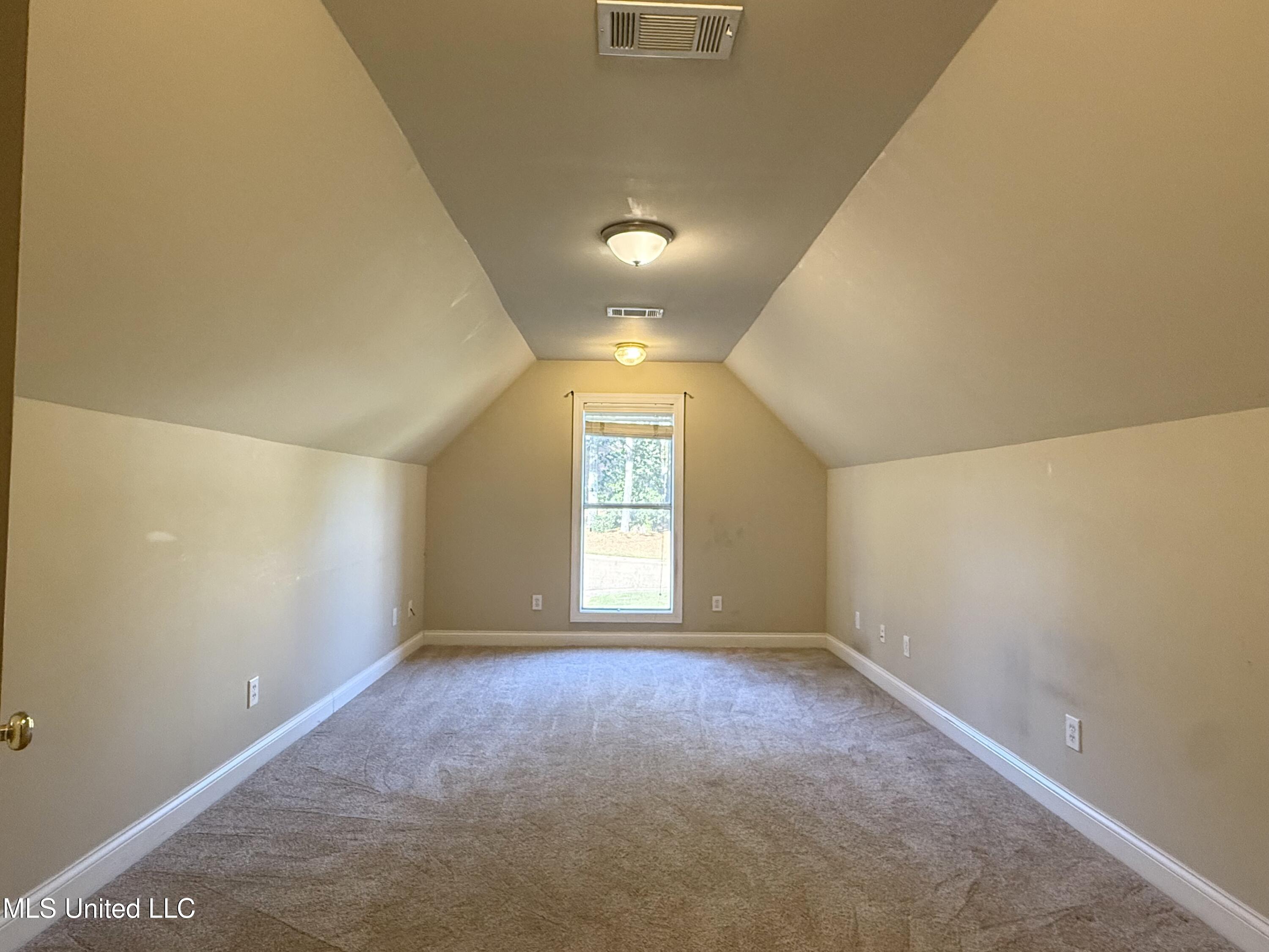493 Annandale Parkway Property Photo 29