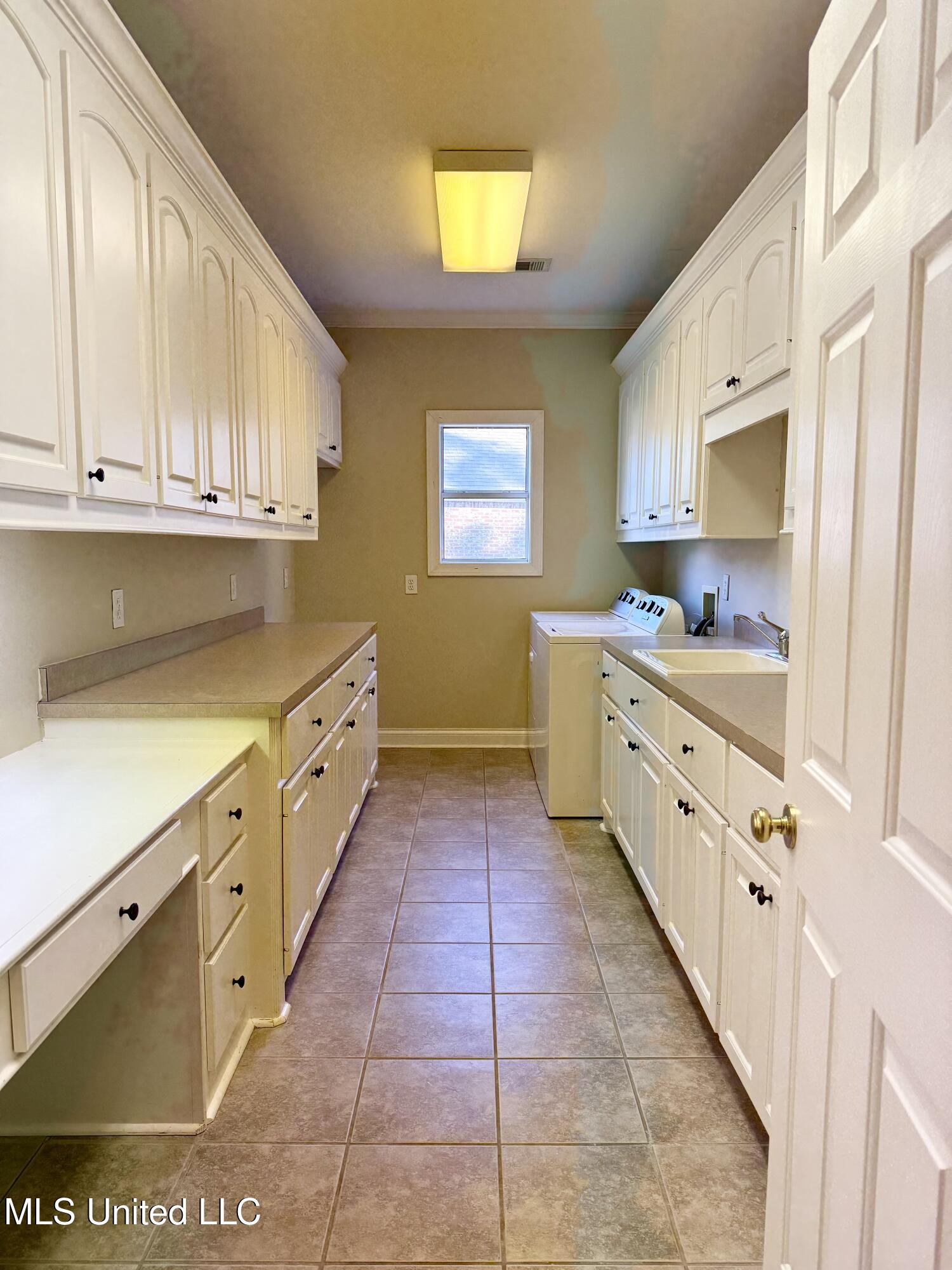 493 Annandale Parkway Property Photo 30