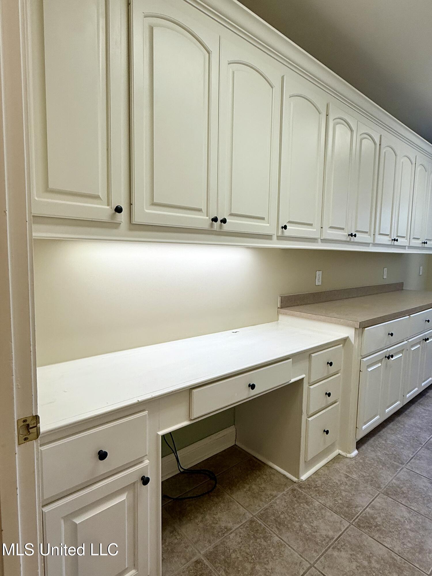 493 Annandale Parkway Property Photo 32