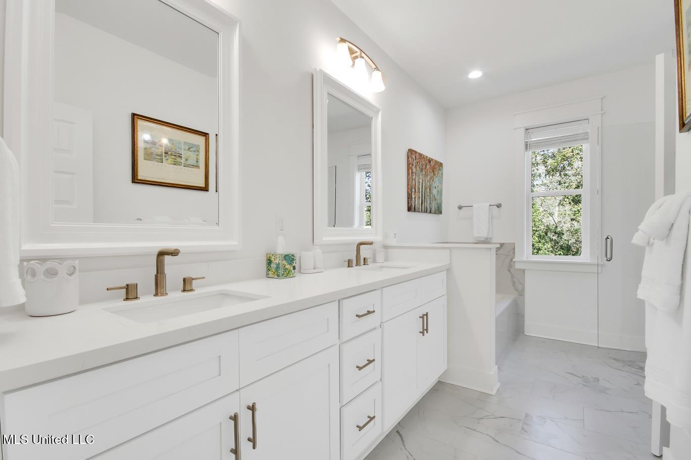 219 Demetz Avenue Property Photo 5