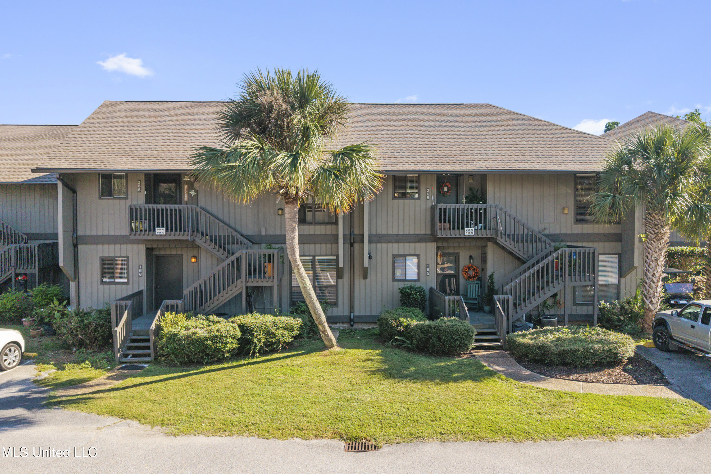 166 Lanai Property Photo 1