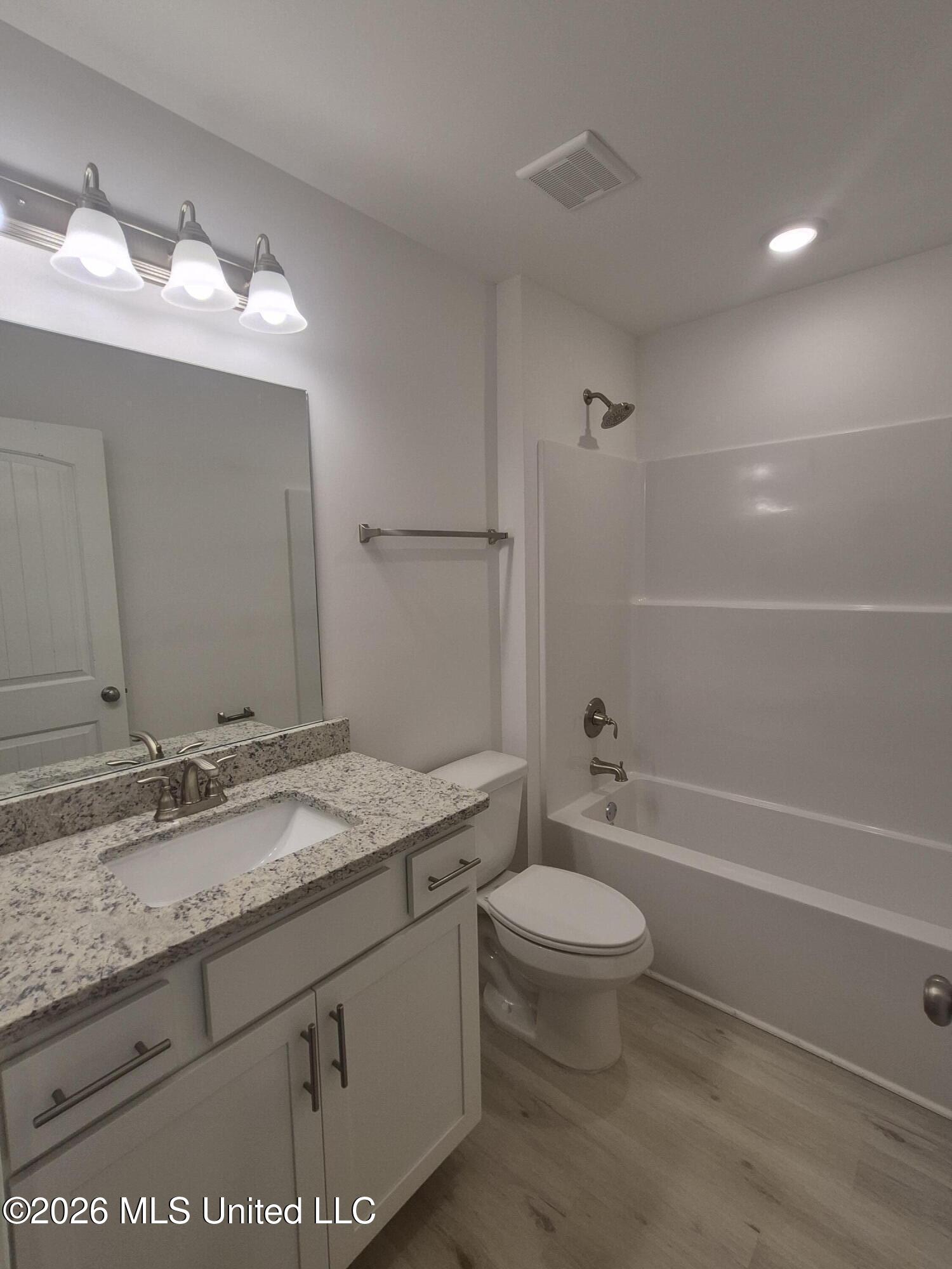 7851 Gardendale Drive Property Photo 6