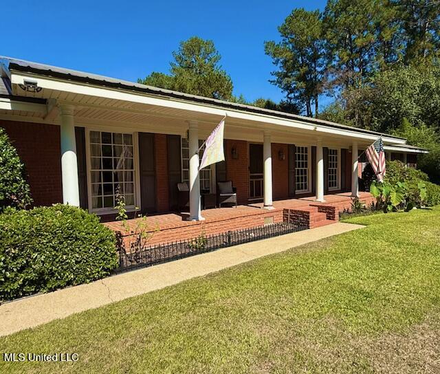 621 Nw Magnolia Avenue Property Photo 3