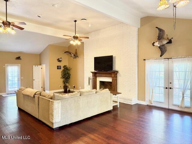 621 Nw Magnolia Avenue Property Photo 4