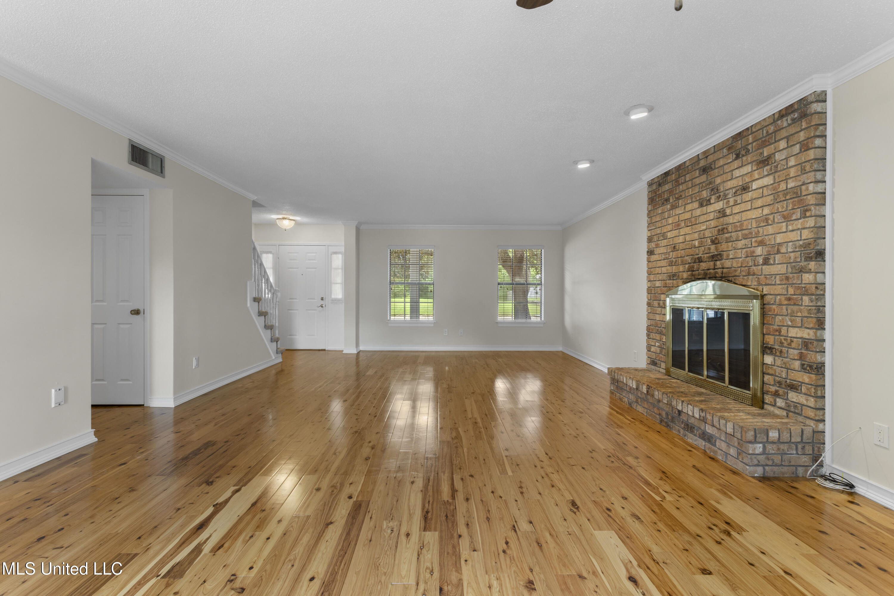 337 Fairview Drive Property Photo 2