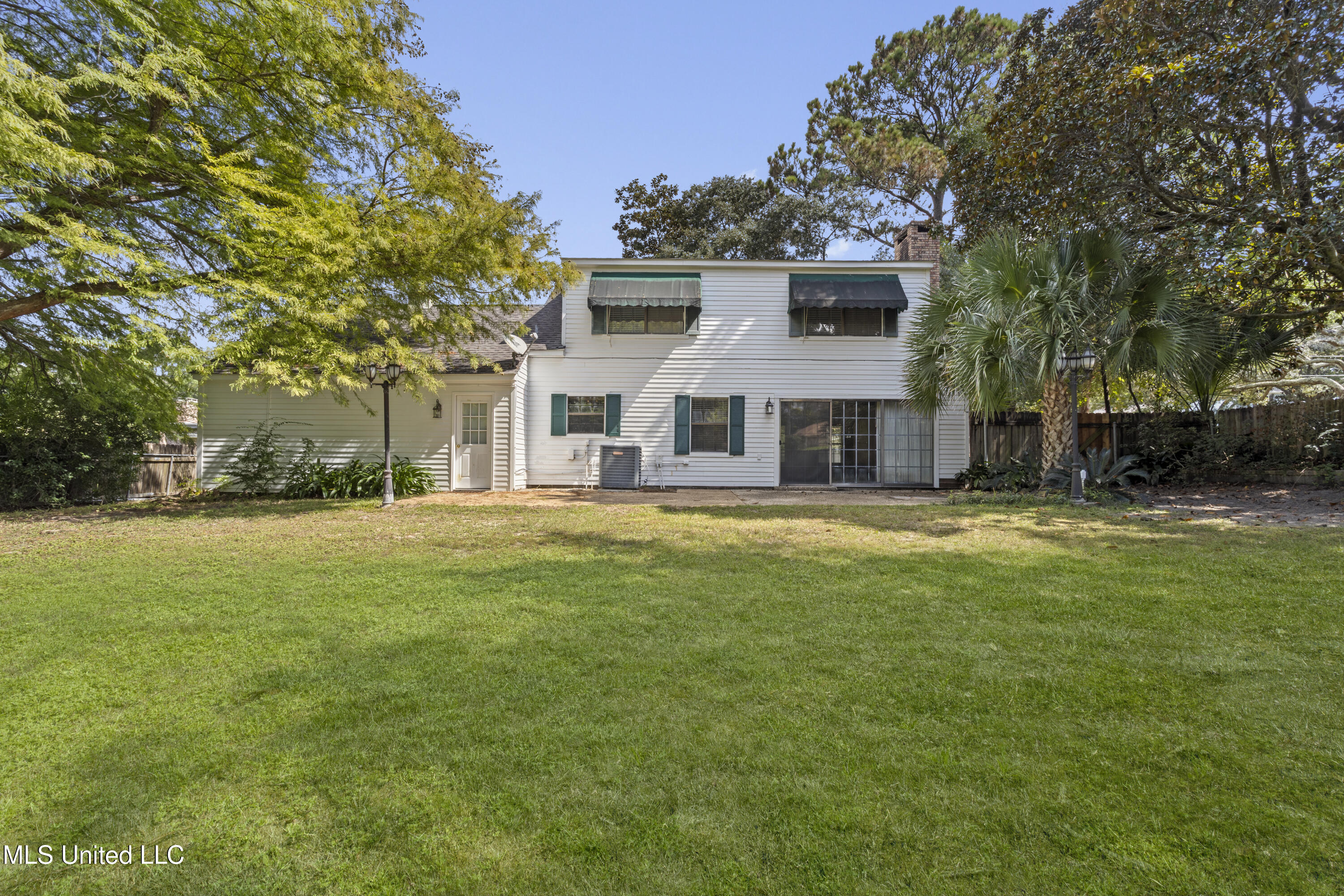 337 Fairview Drive Property Photo 4