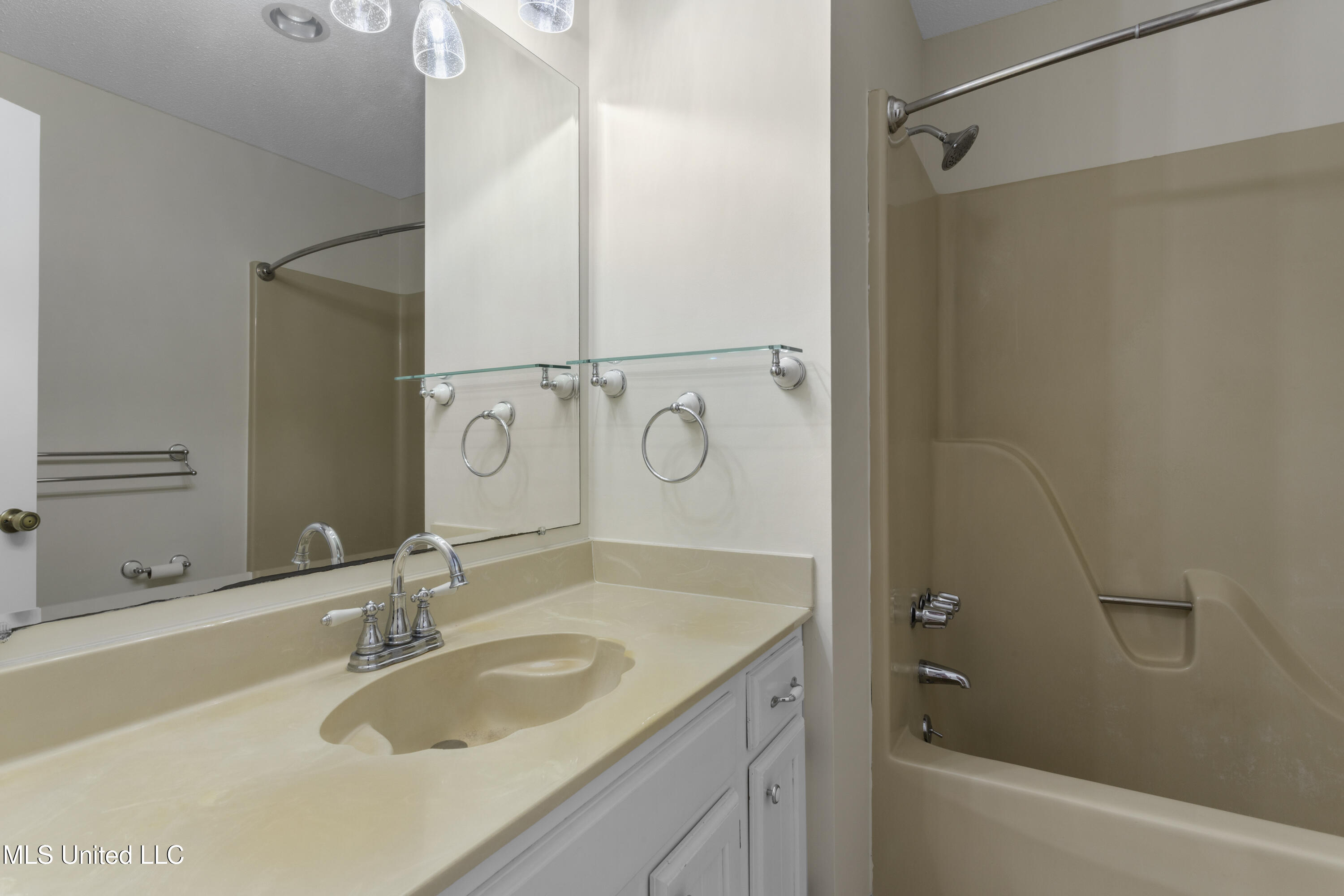 337 Fairview Drive Property Photo 22