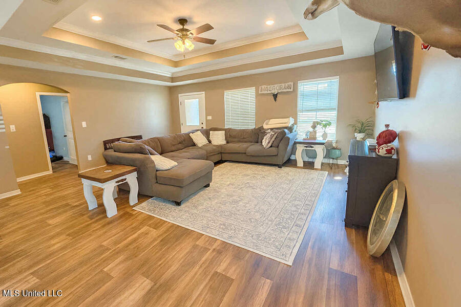 22020 John Holder Road Property Photo 5