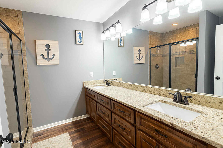 22020 John Holder Road Property Photo 14