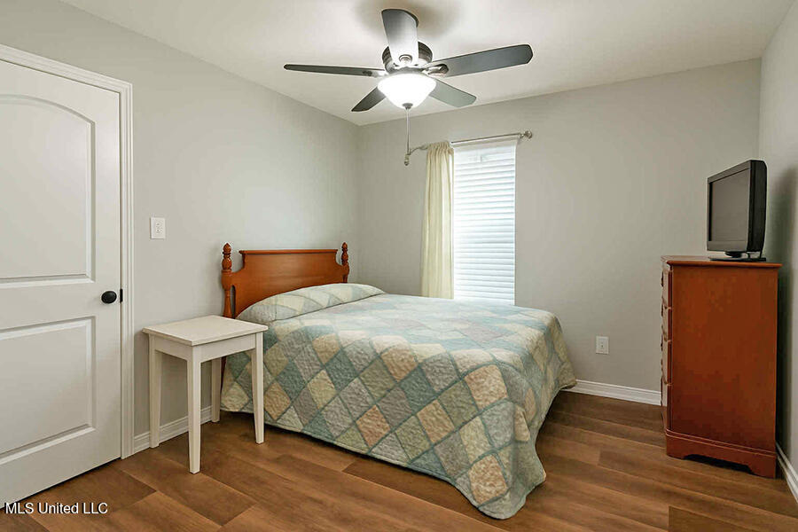 22020 John Holder Road Property Photo 18