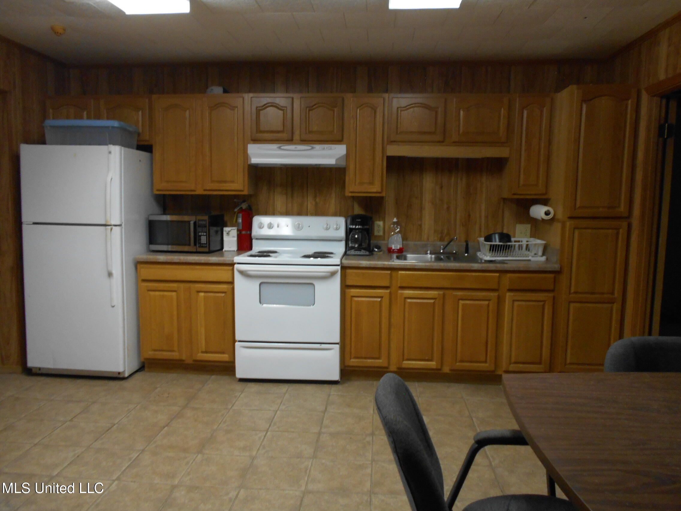 5555 W Highway 84 Property Photo 16