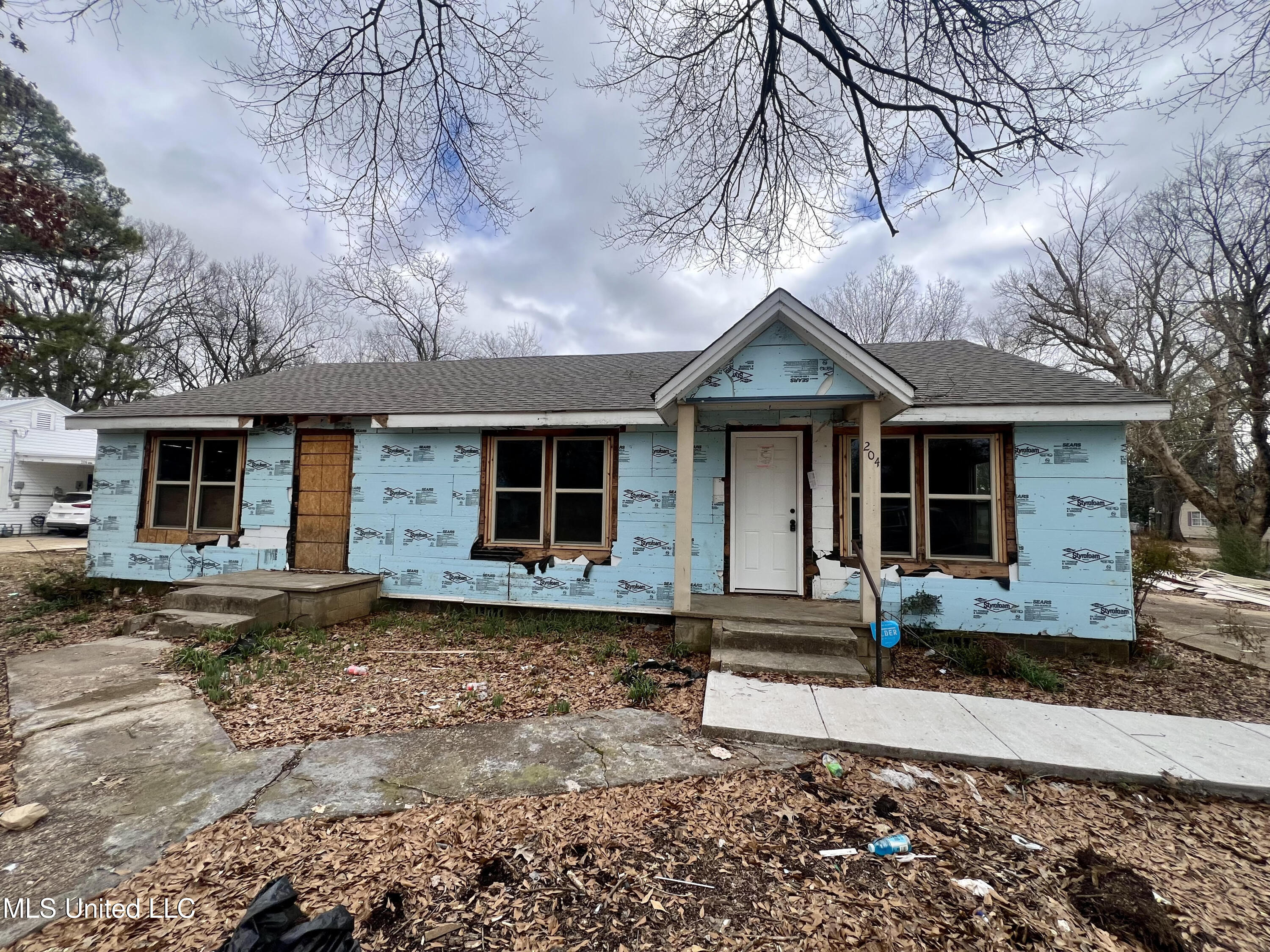 204 Deaton Street Property Photo 1