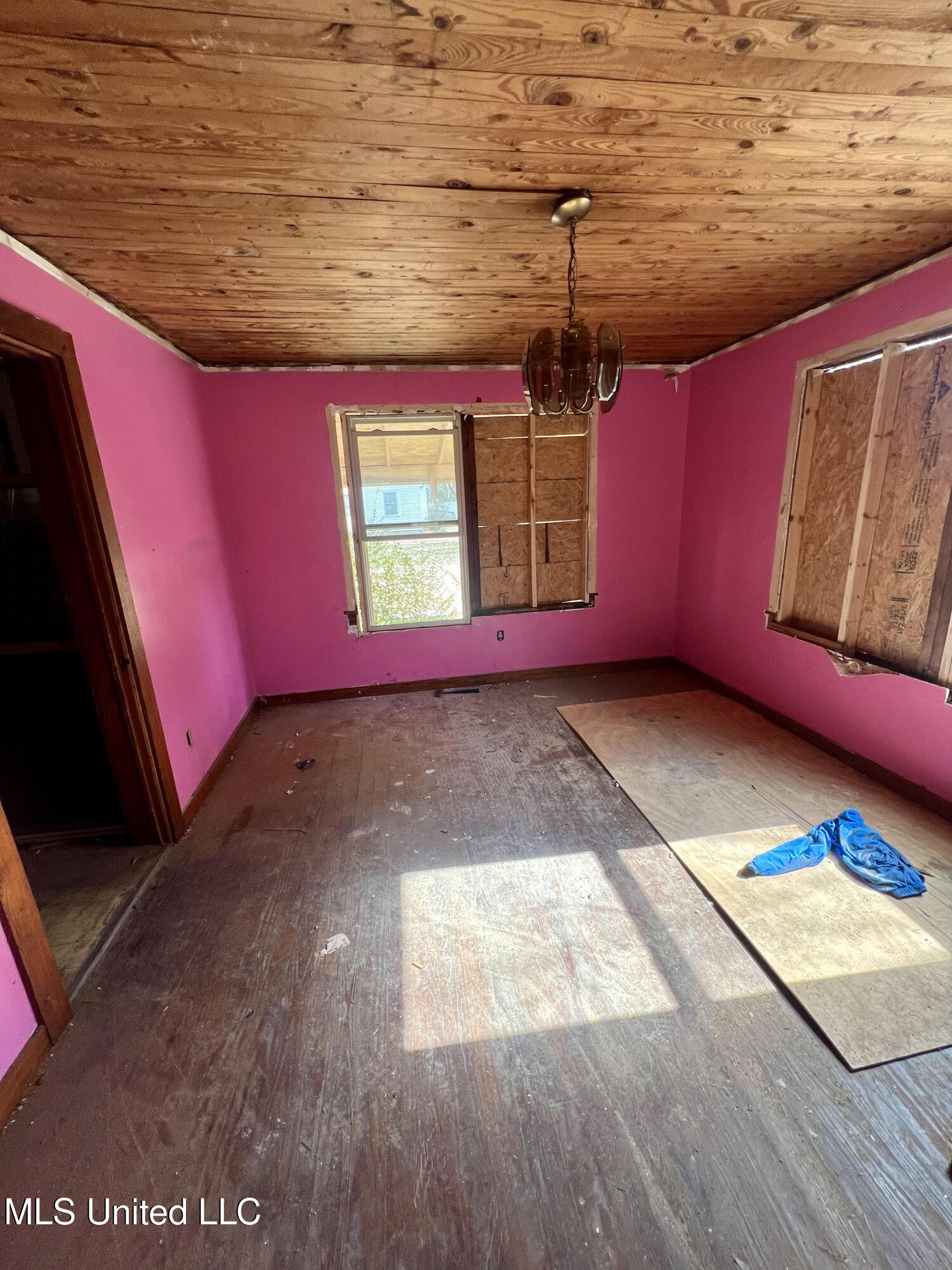 204 Deaton Street Property Photo 6