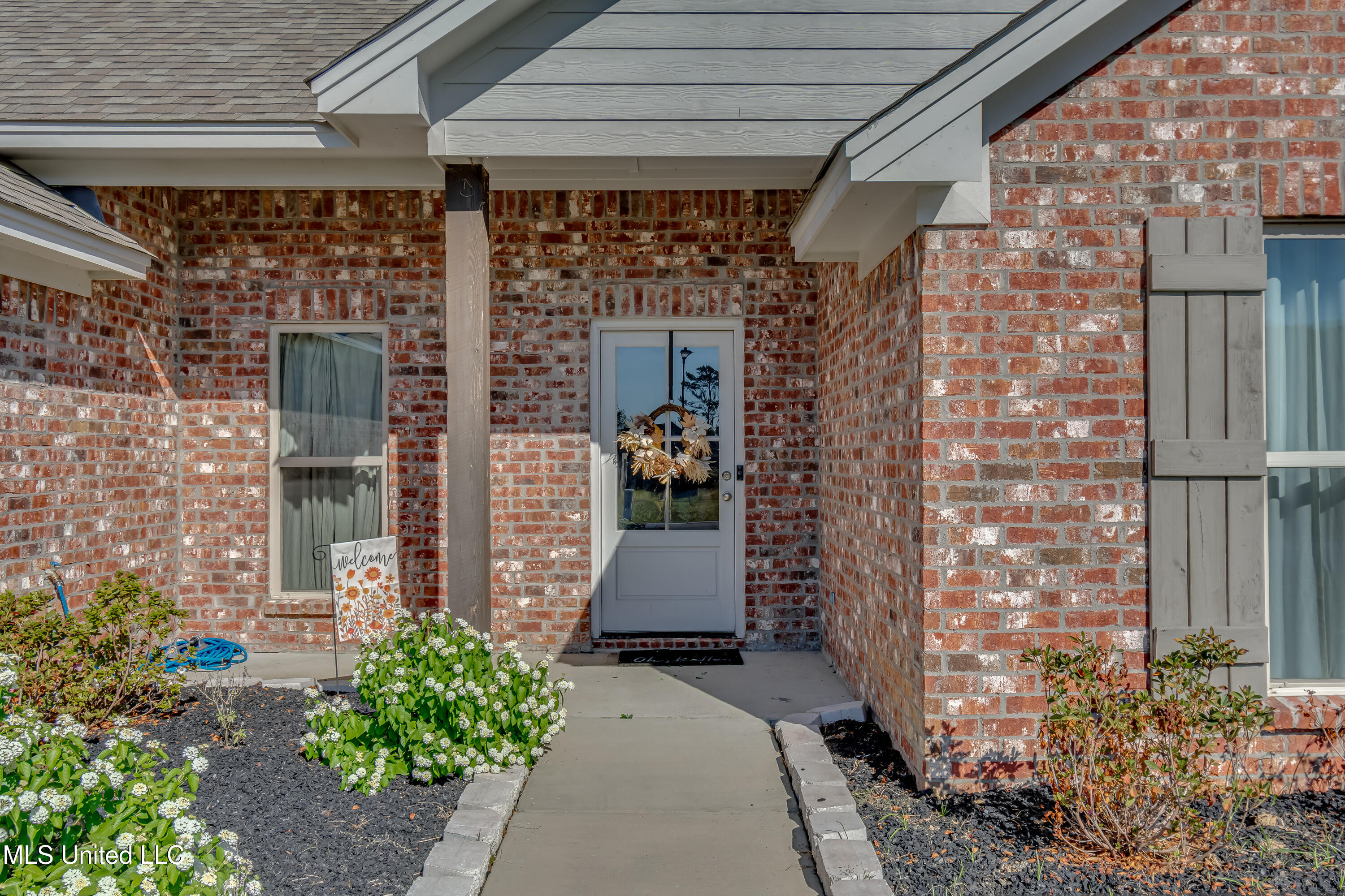 110 Bailey Cove Property Photo 2