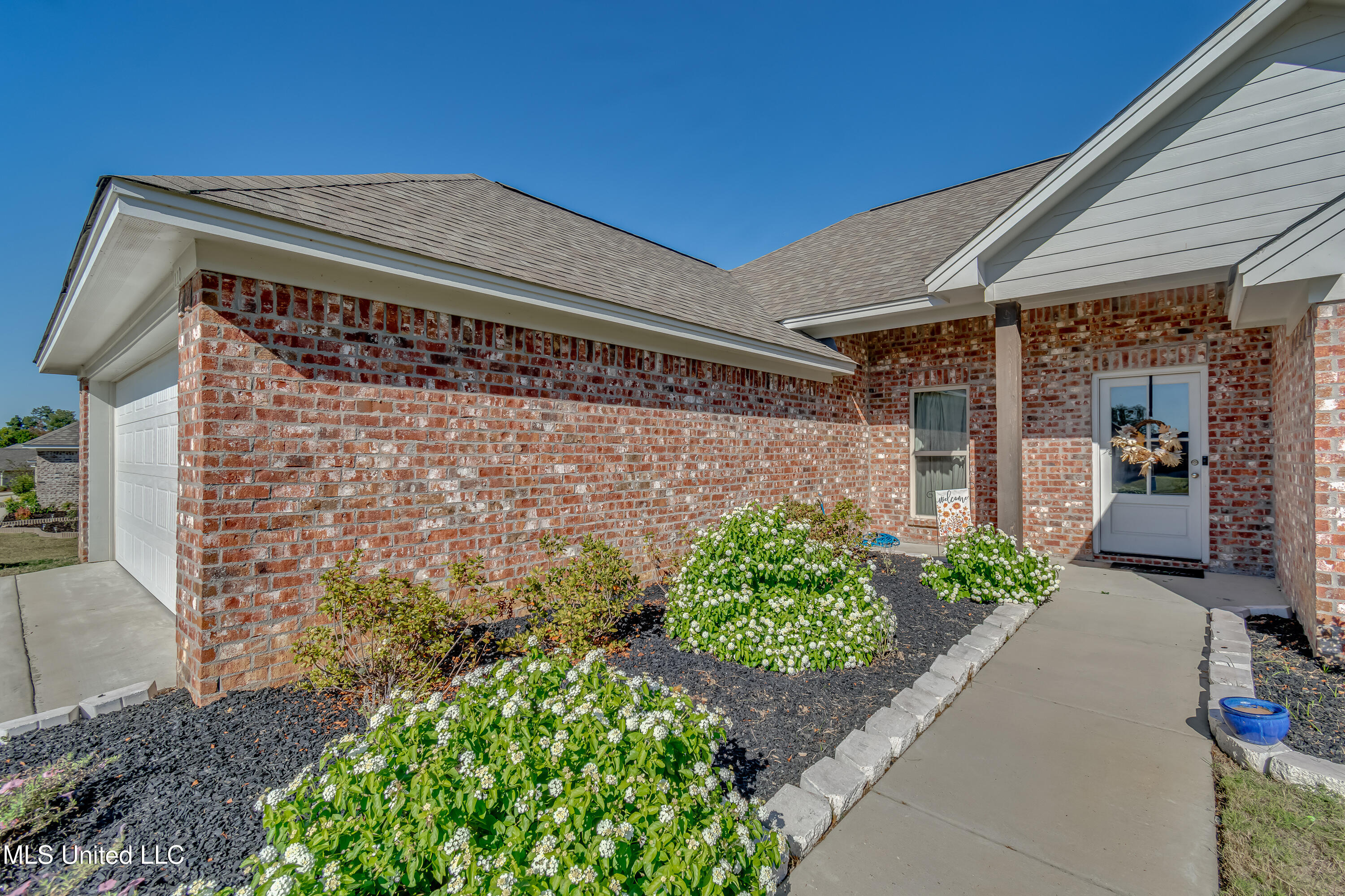 110 Bailey Cove Property Photo 3