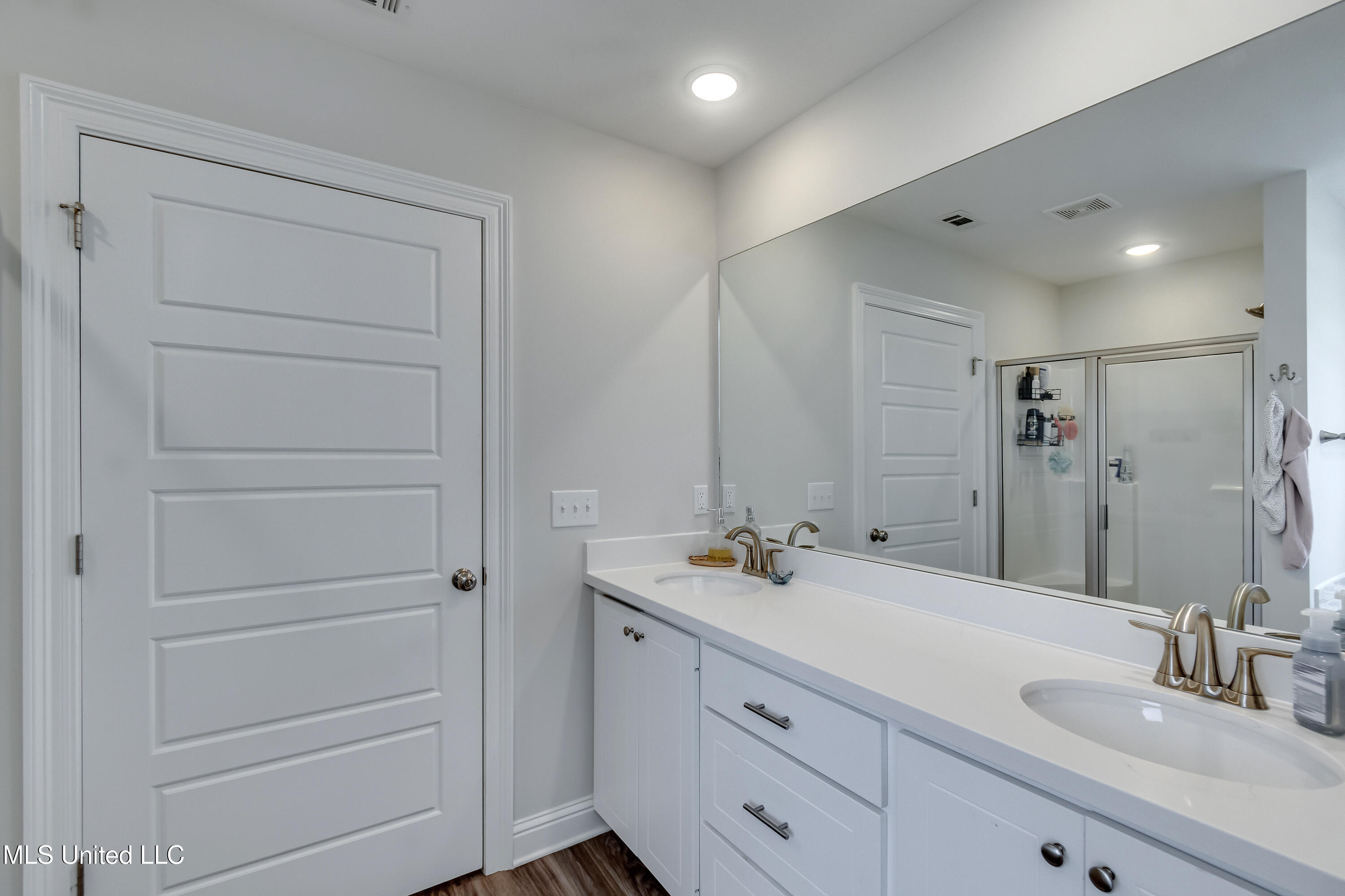 110 Bailey Cove Property Photo 44