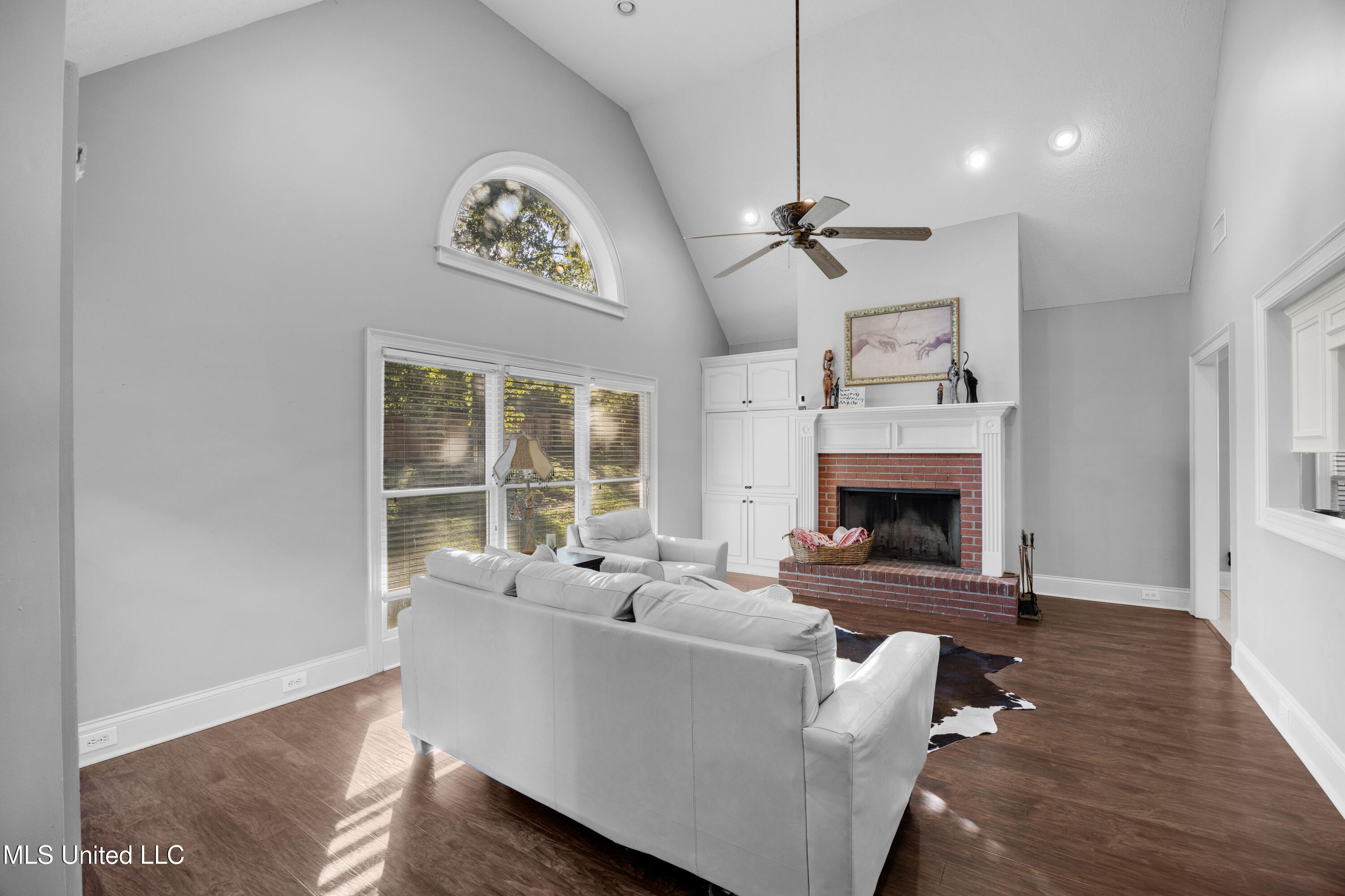 114 Dunton Hill Lane Property Photo 13