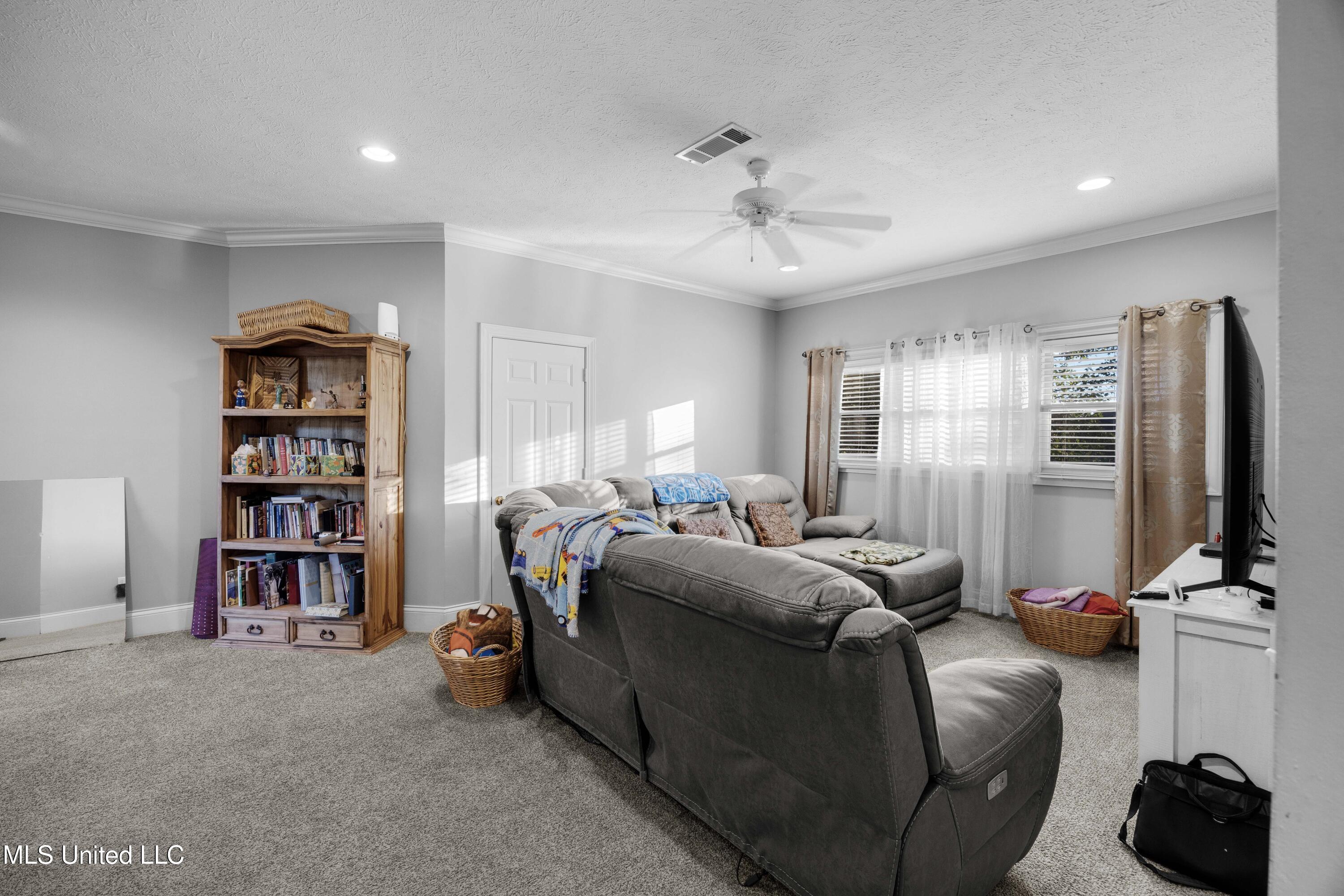 114 Dunton Hill Lane Property Photo 28