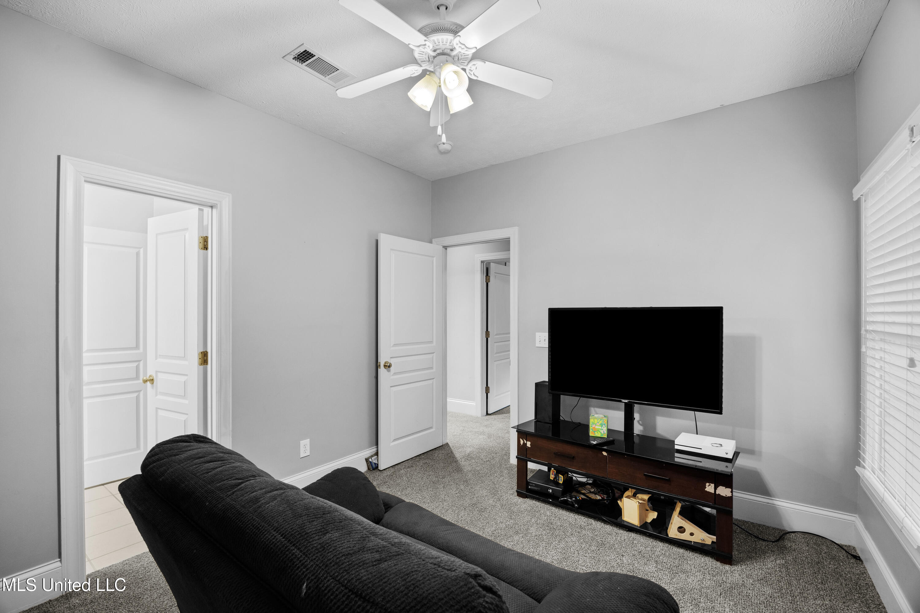 114 Dunton Hill Lane Property Photo 38