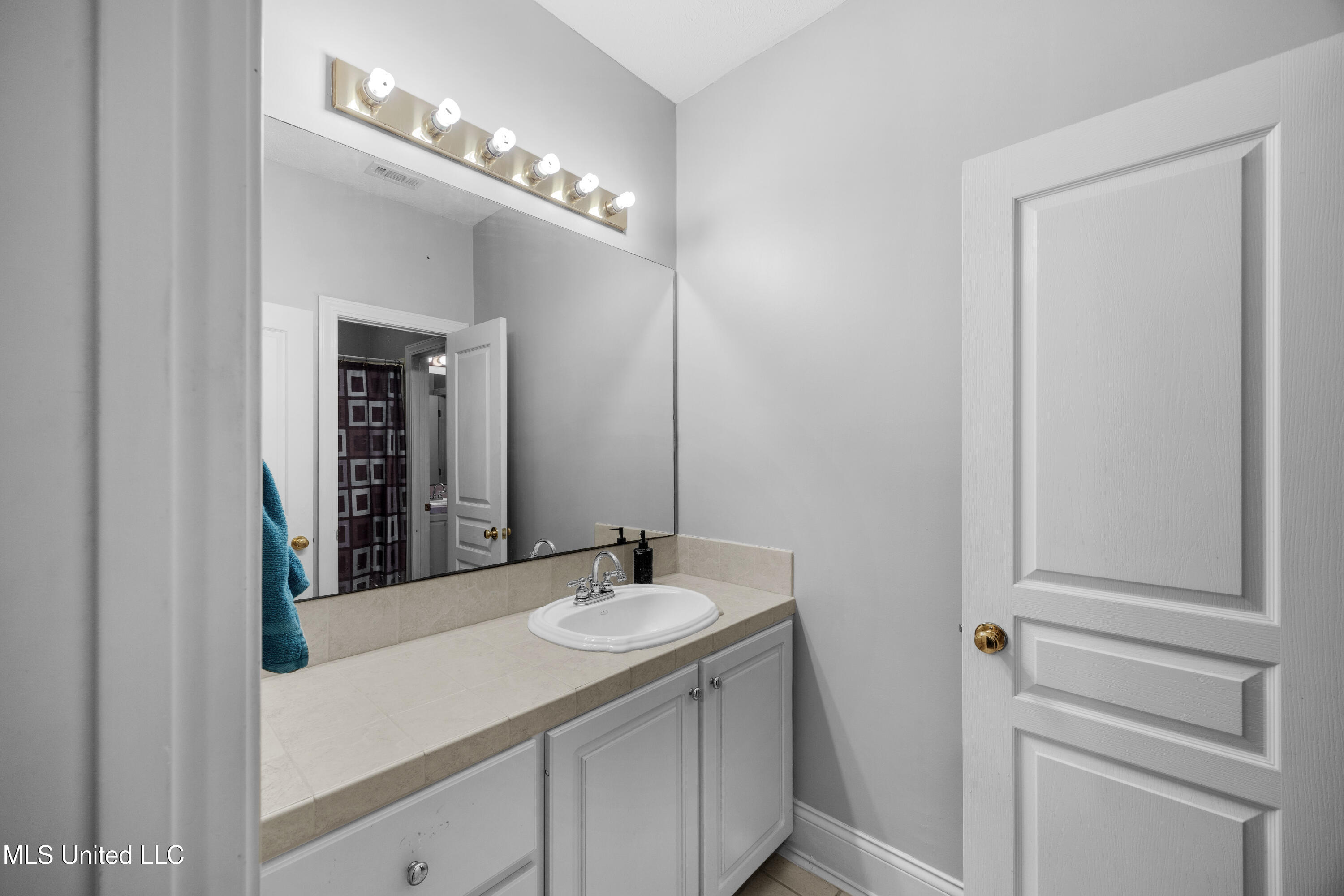 114 Dunton Hill Lane Property Photo 39