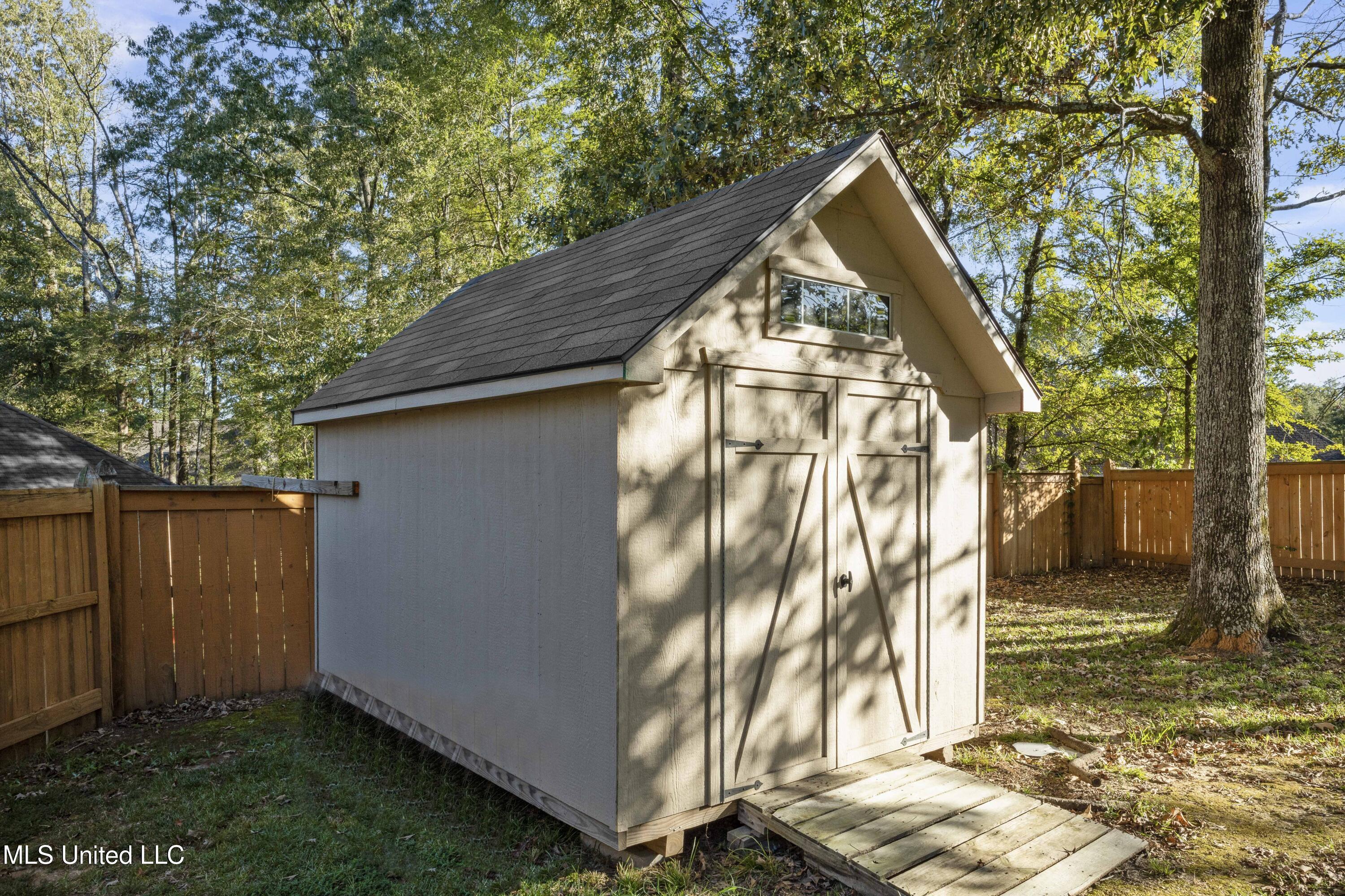 114 Dunton Hill Lane Property Photo 46