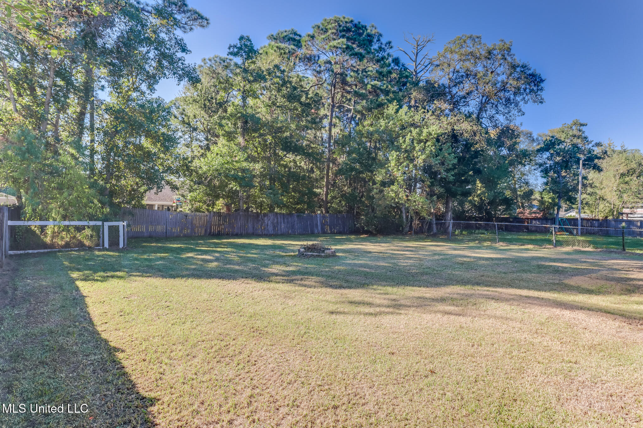 3113 Beachview Drive Property Photo 19