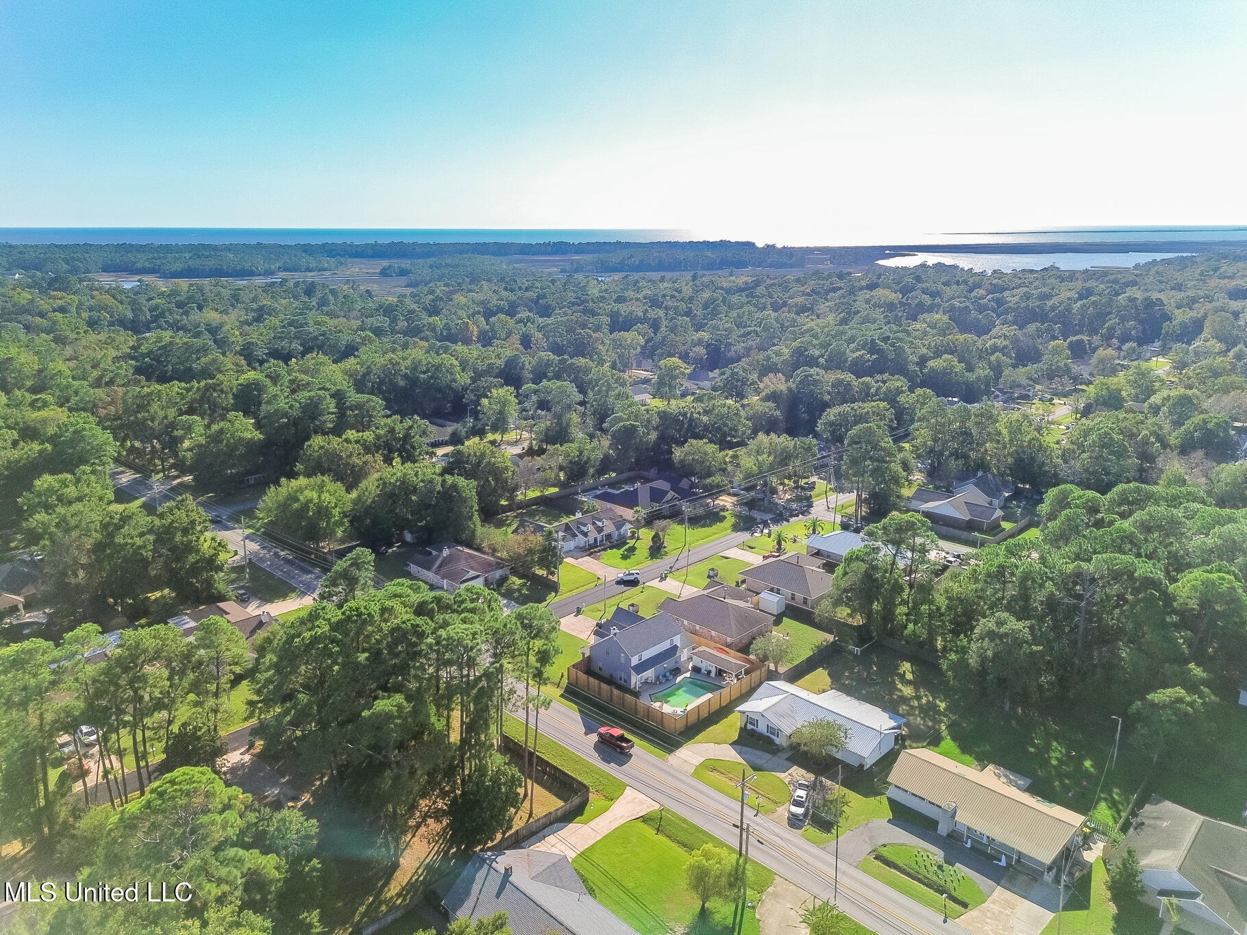 3113 Beachview Drive Property Photo 21