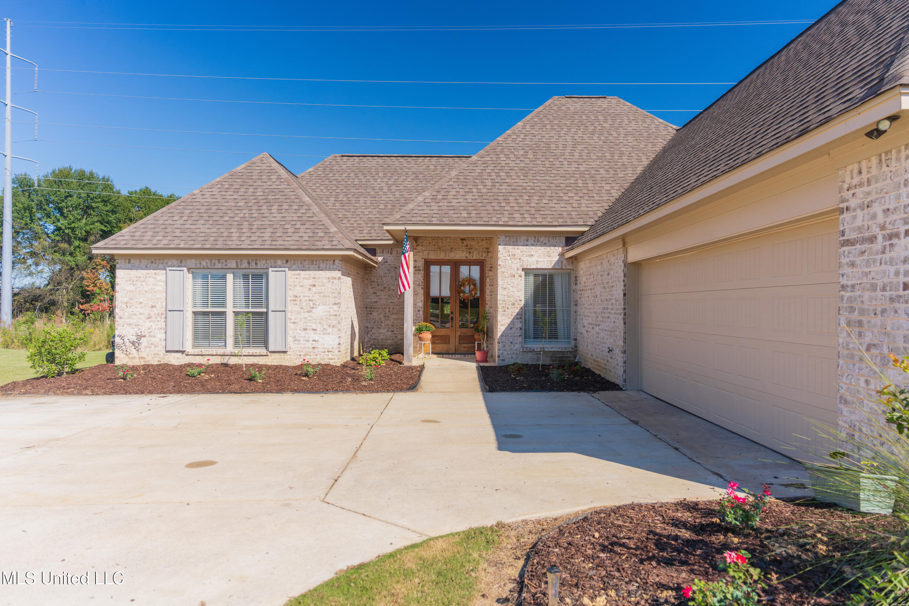 125 Willow Way Property Photo 3