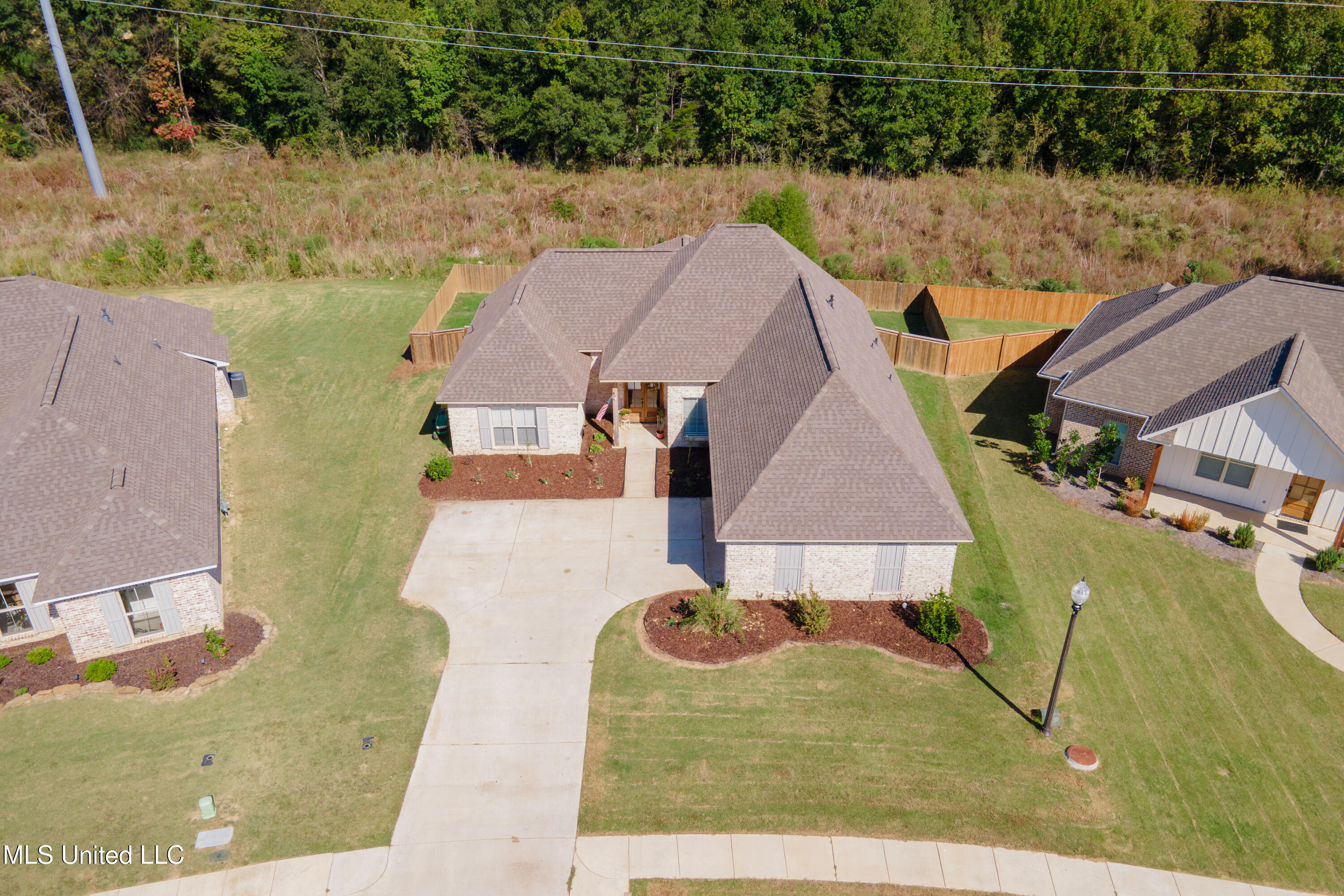 125 Willow Way Property Photo 8